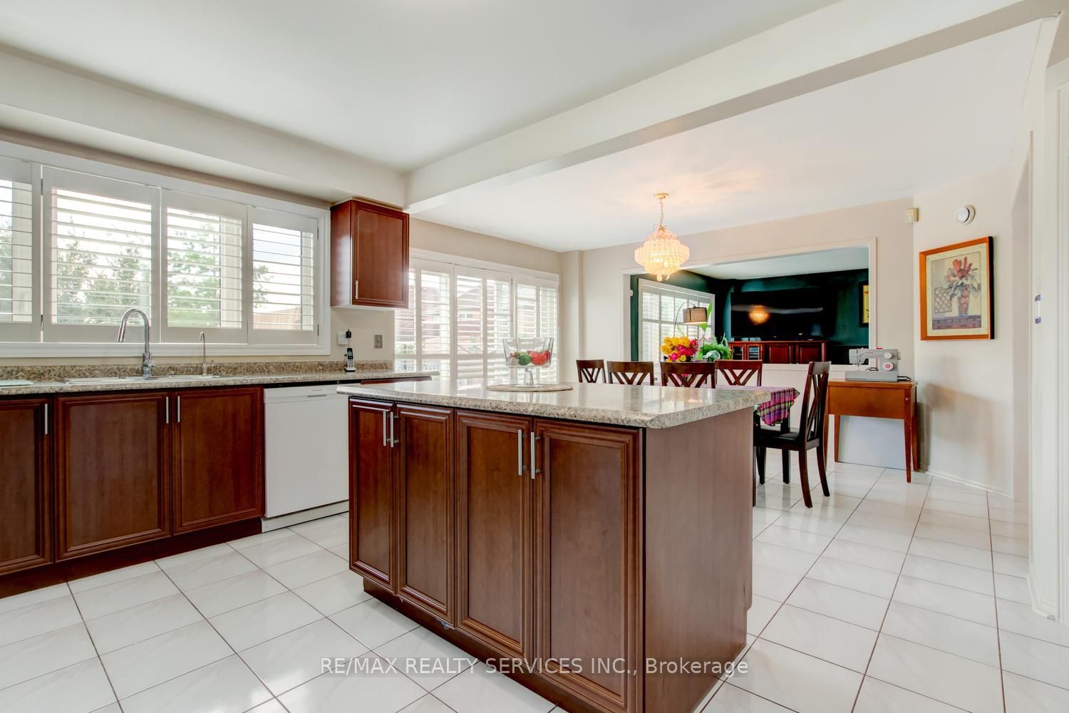 671 Peter Robertson Boulevard Property Photo 15