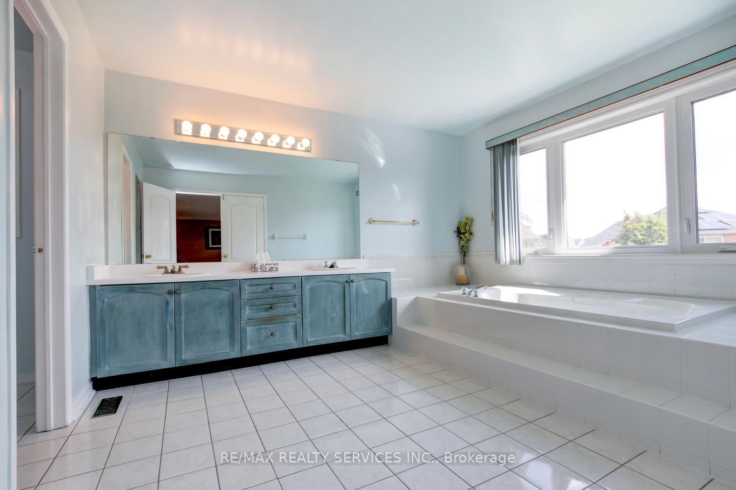 671 Peter Robertson Boulevard Property Photo 28