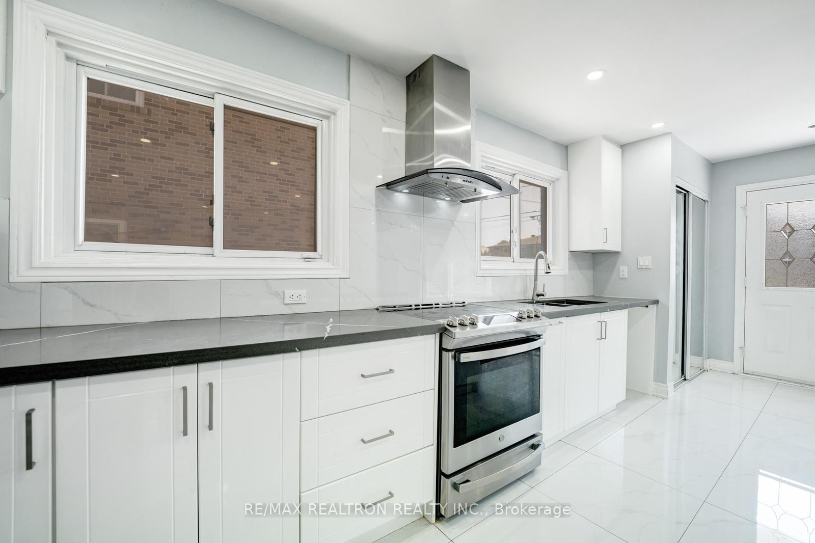 43 Lindylou Road Property Photo 12