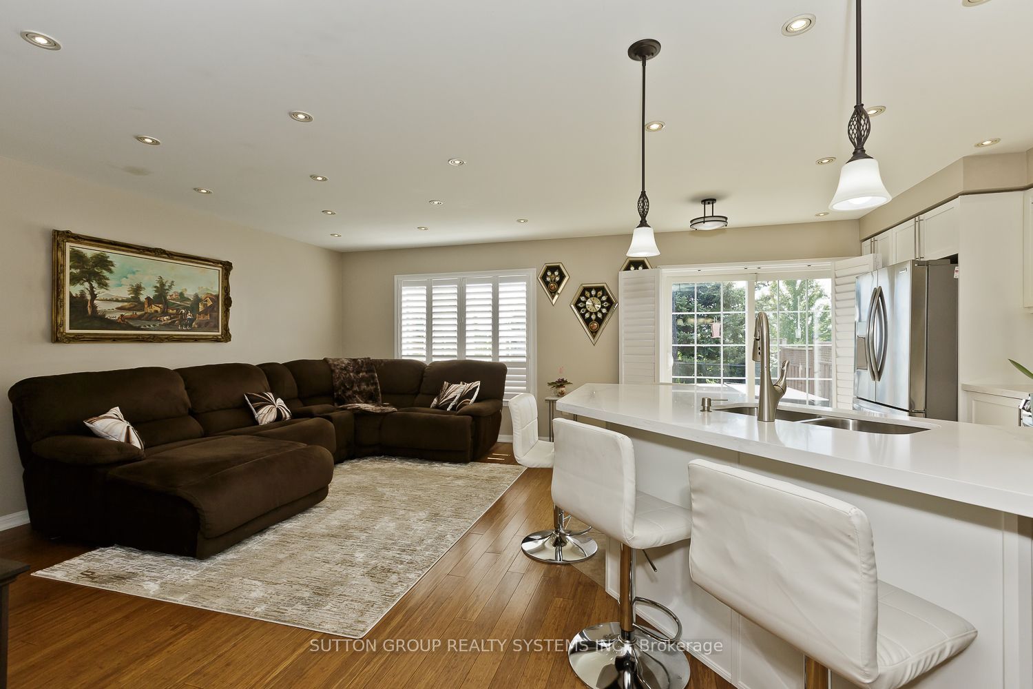 777 Shortreed Crescent Property Photo 8