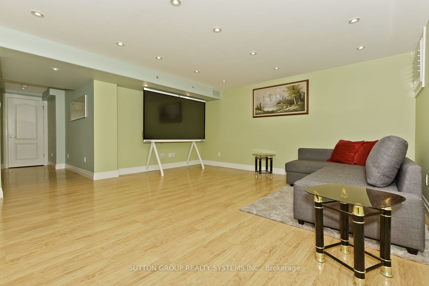 777 Shortreed Crescent Property Photo 30