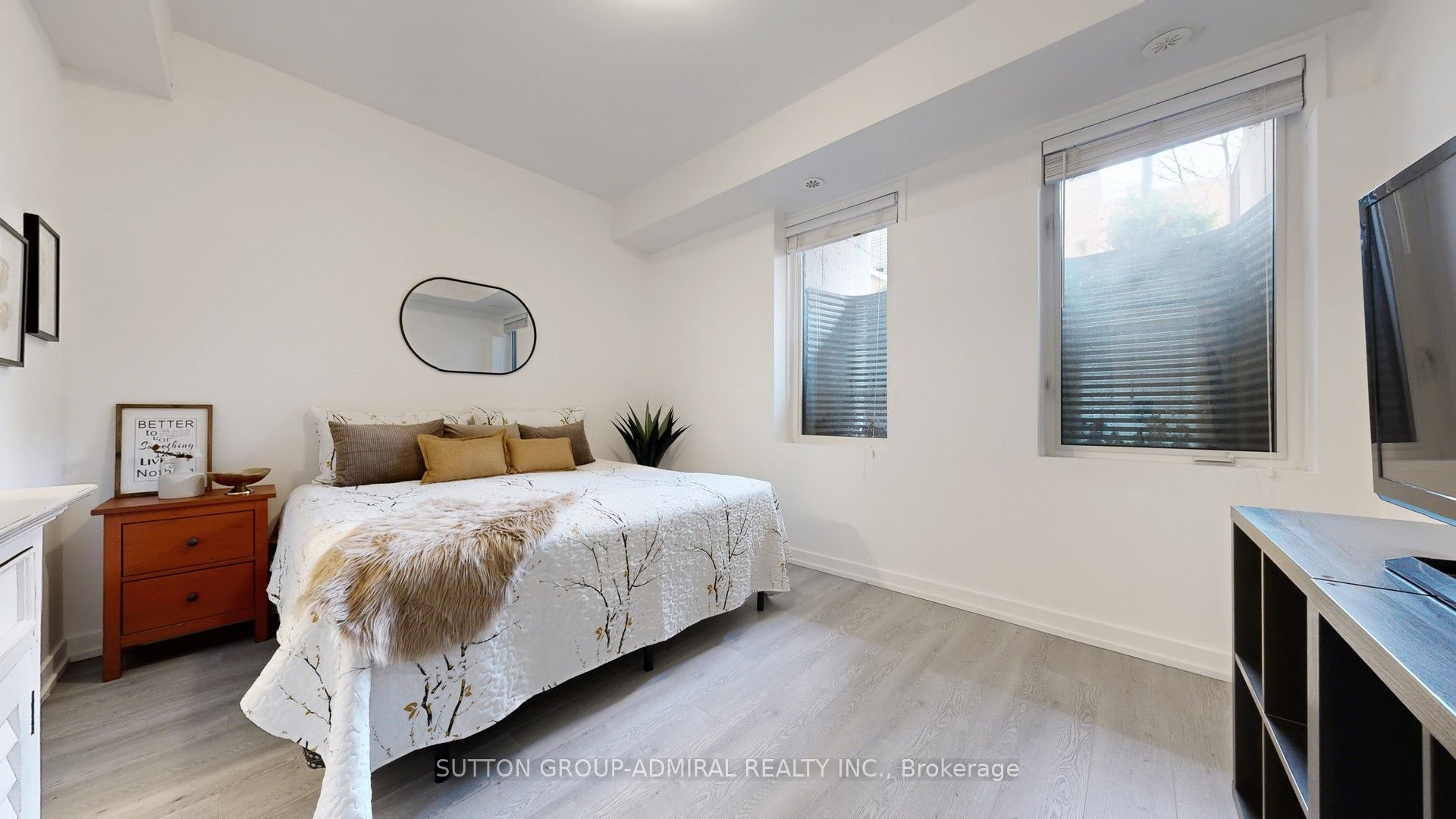 867 Wilson Avenue 1b Property Photo 17