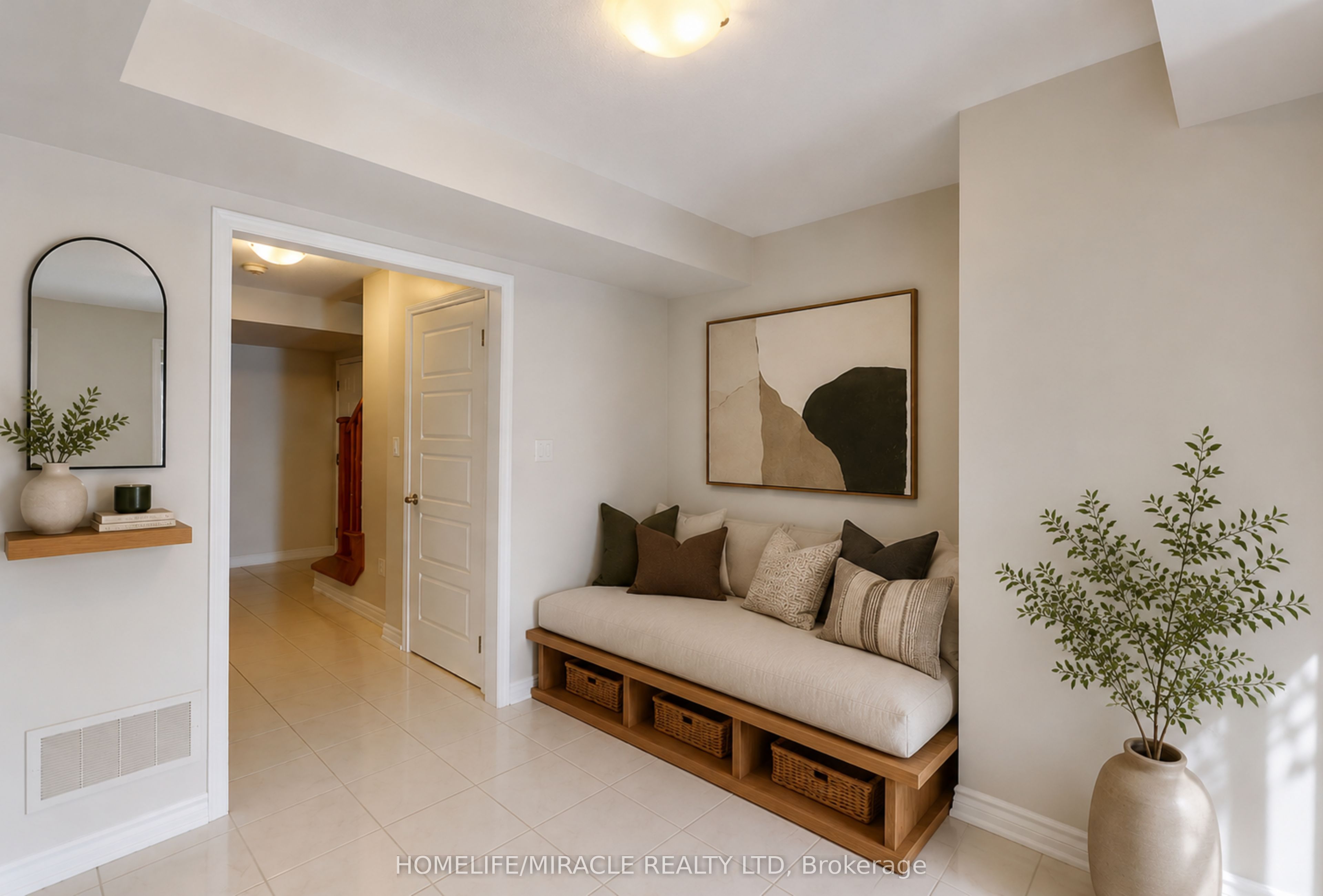 1125 Leger Way 18 Property Photo 4