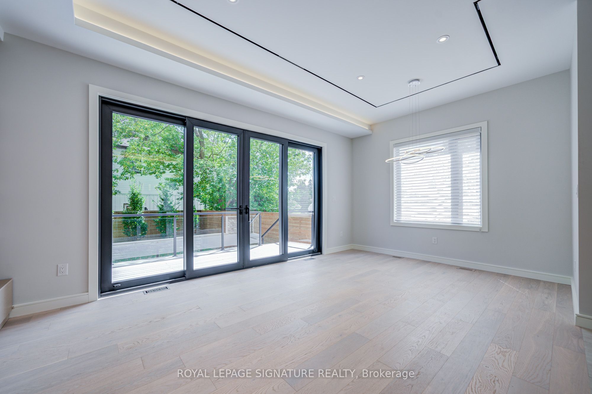 876 Atwater Avenue Property Photo 17
