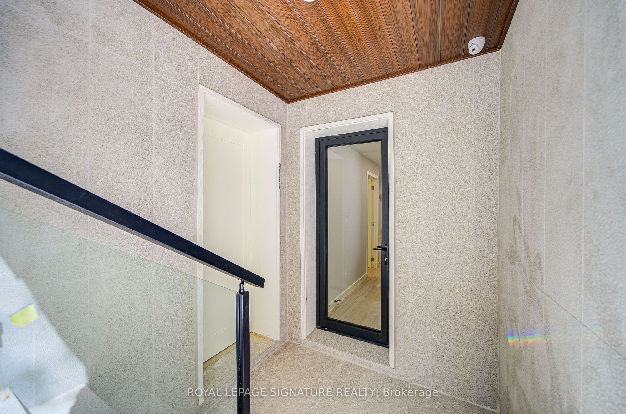 876 Atwater Avenue Property Photo 43