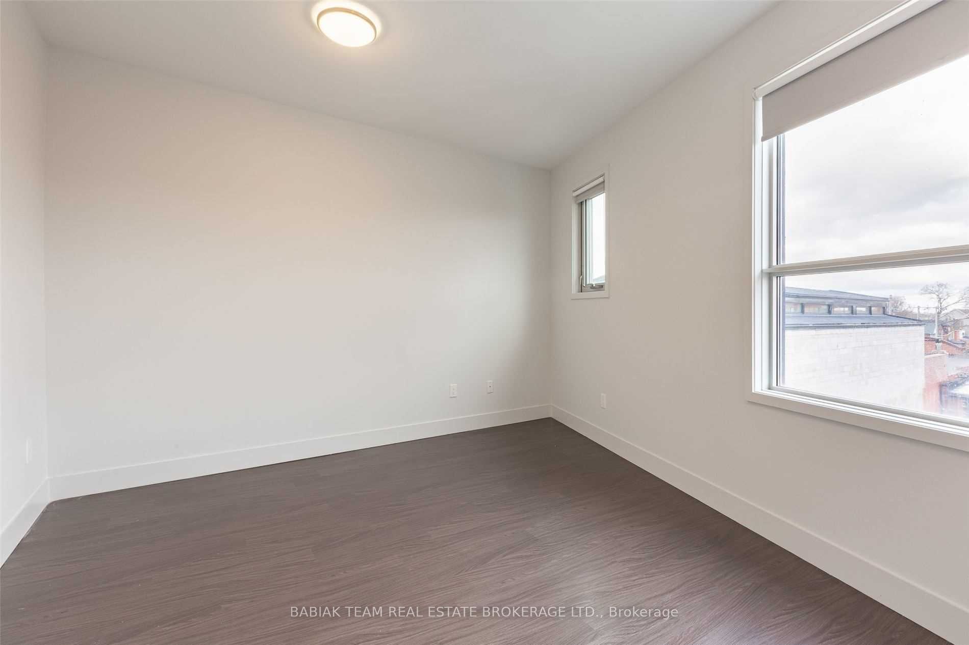332 High Park Avenue 303 Property Photo 10