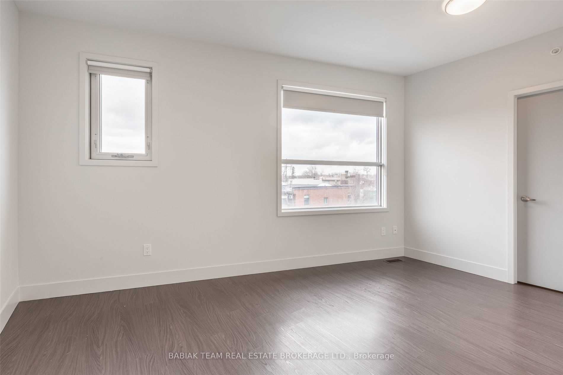 332 High Park Avenue 303 Property Photo 11