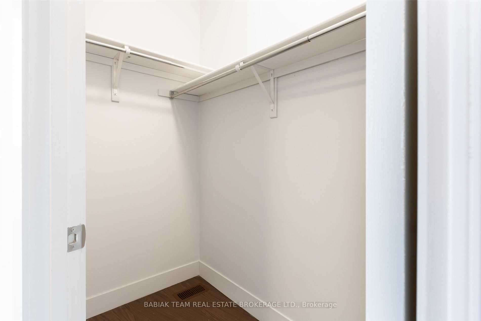 332 High Park Avenue 303 Property Photo 13