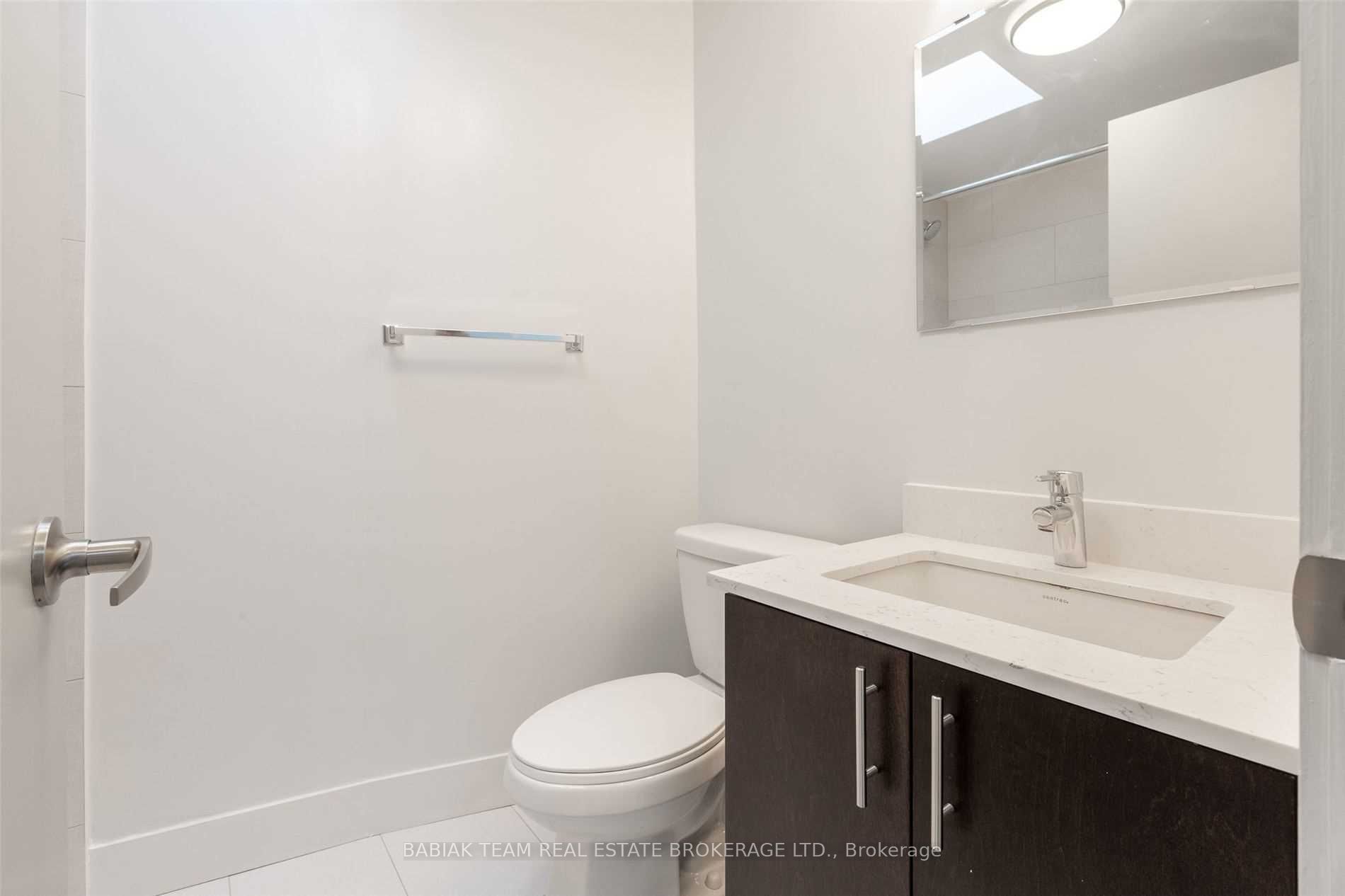 332 High Park Avenue 303 Property Photo 16