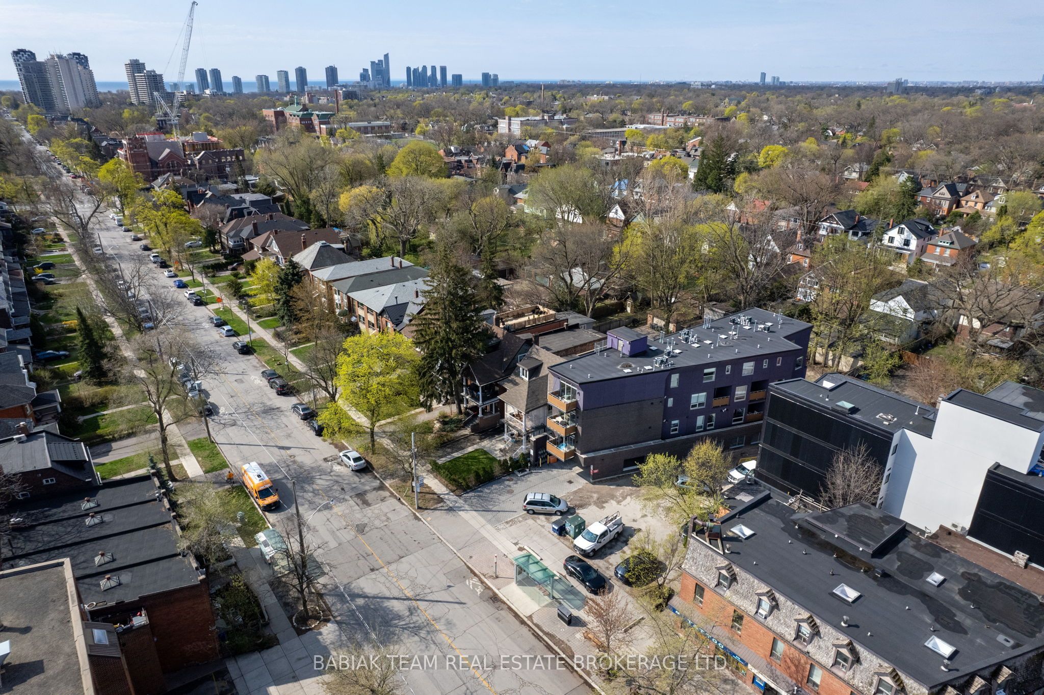 332 High Park Avenue 303 Property Photo 23