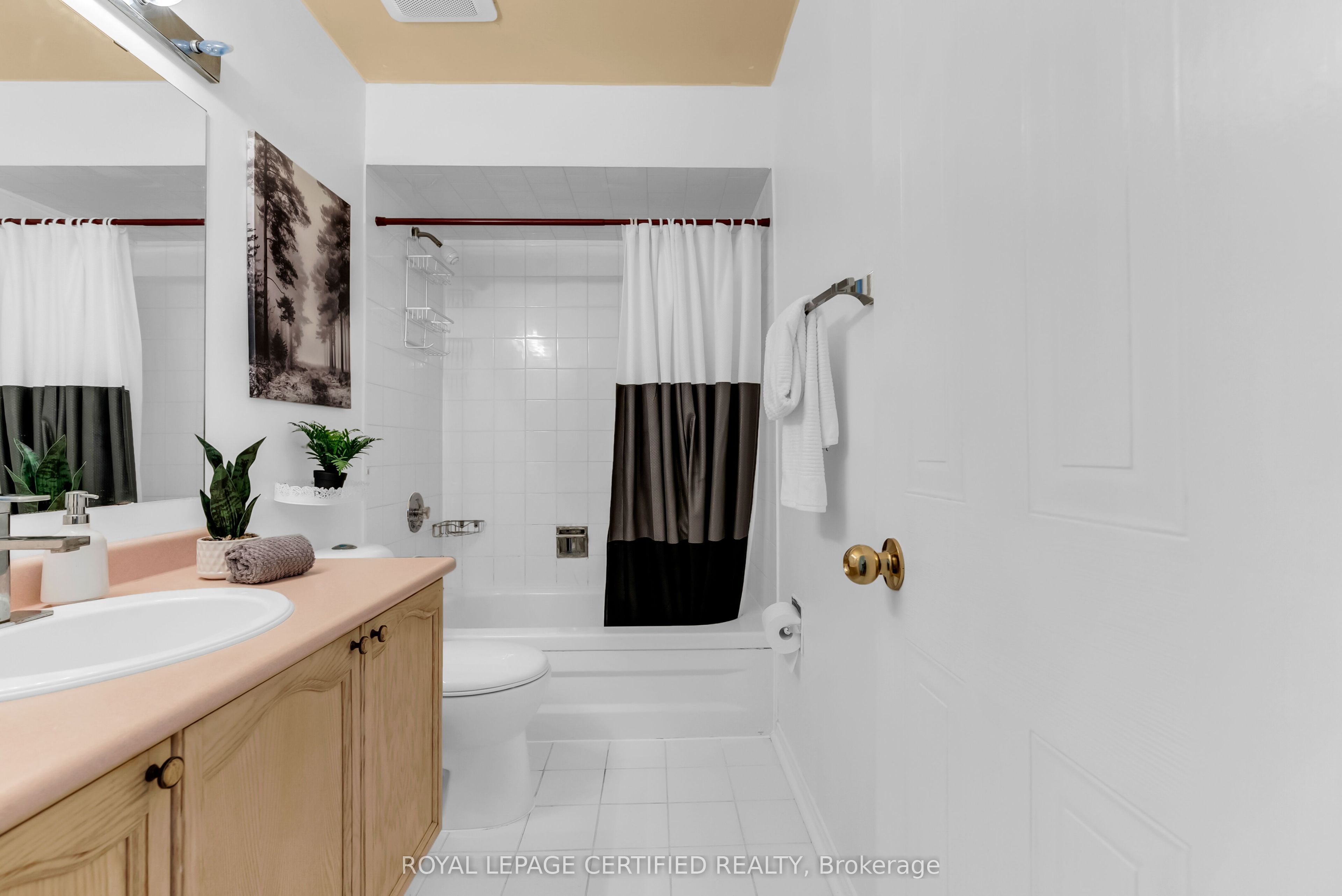 5639 Whistler Crescent Property Photo 33