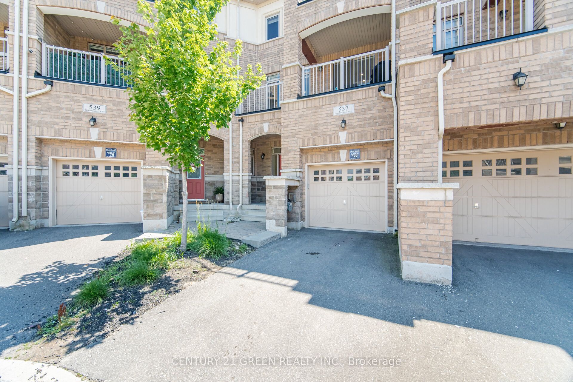 537 Dundas Street E Property Photo 9