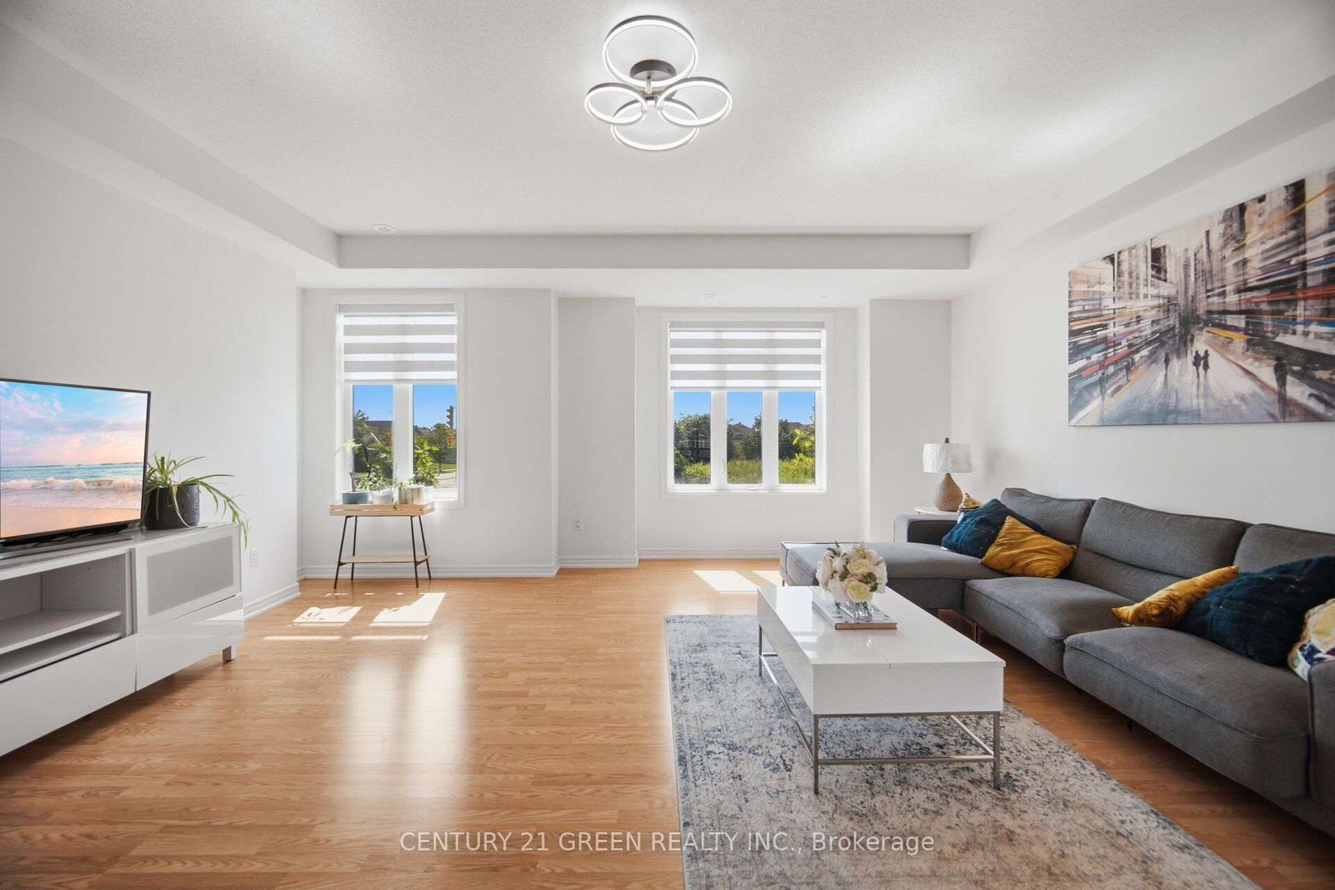 537 Dundas Street E Property Photo 19