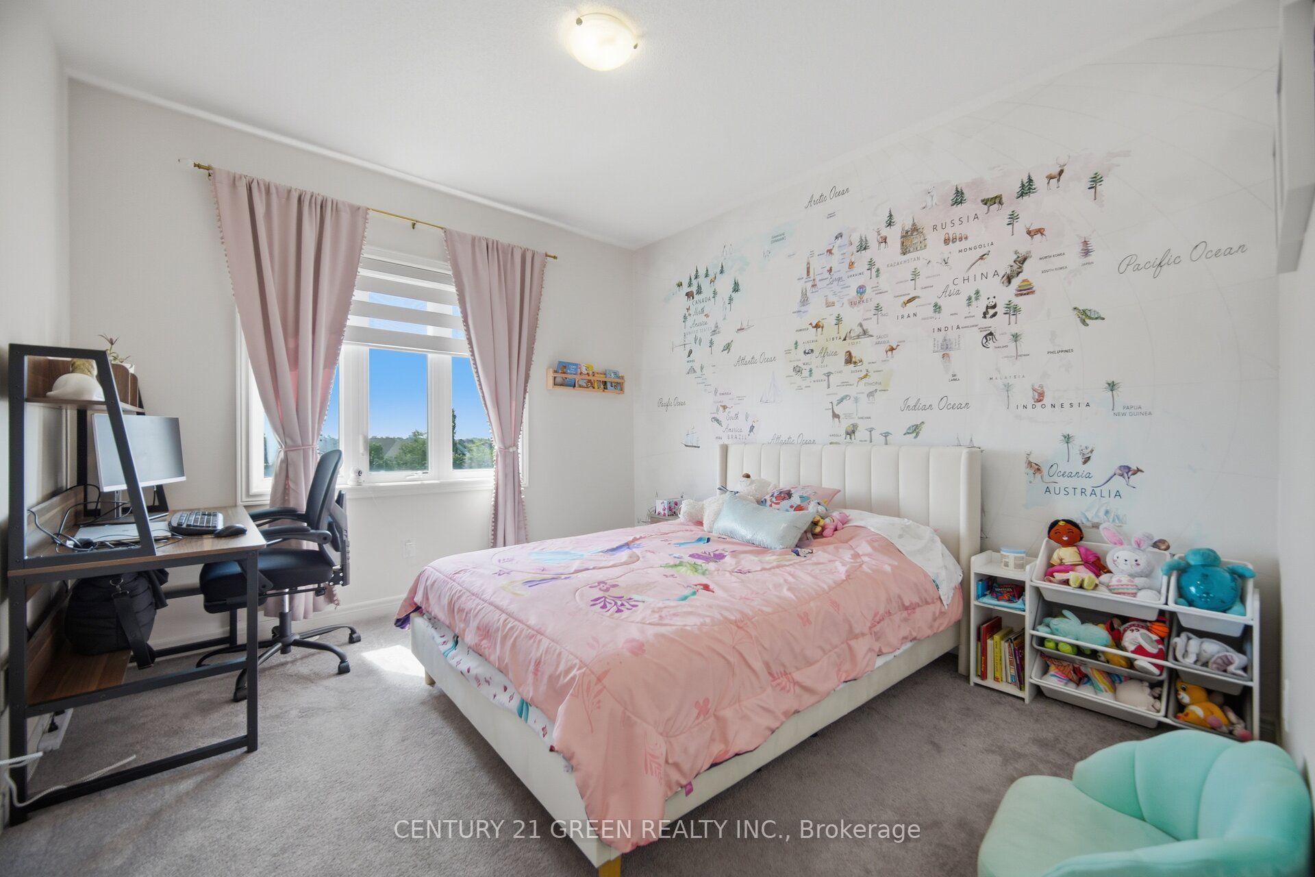 537 Dundas Street E Property Photo 39