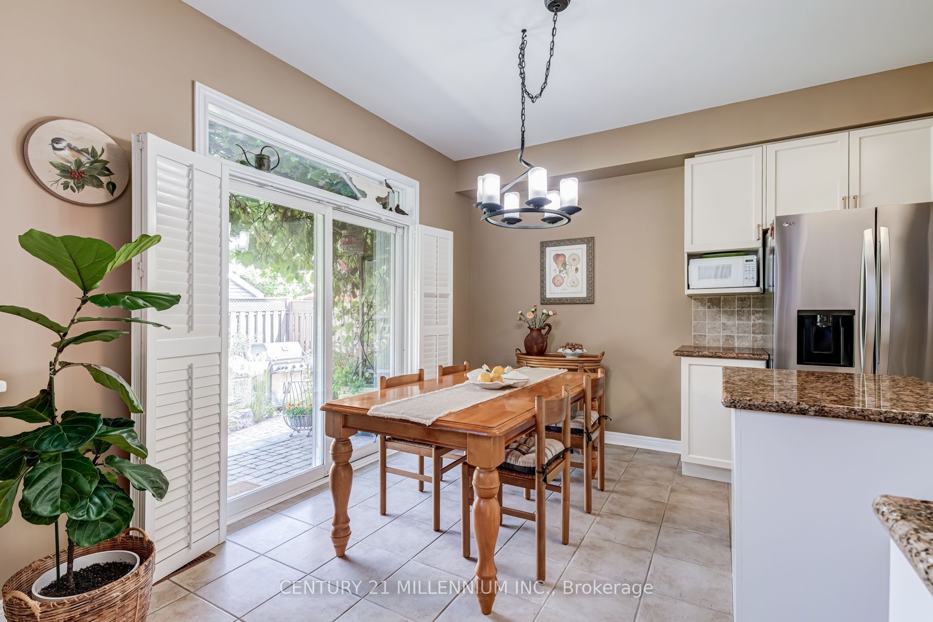2555 Nichols Drive Property Photo 11
