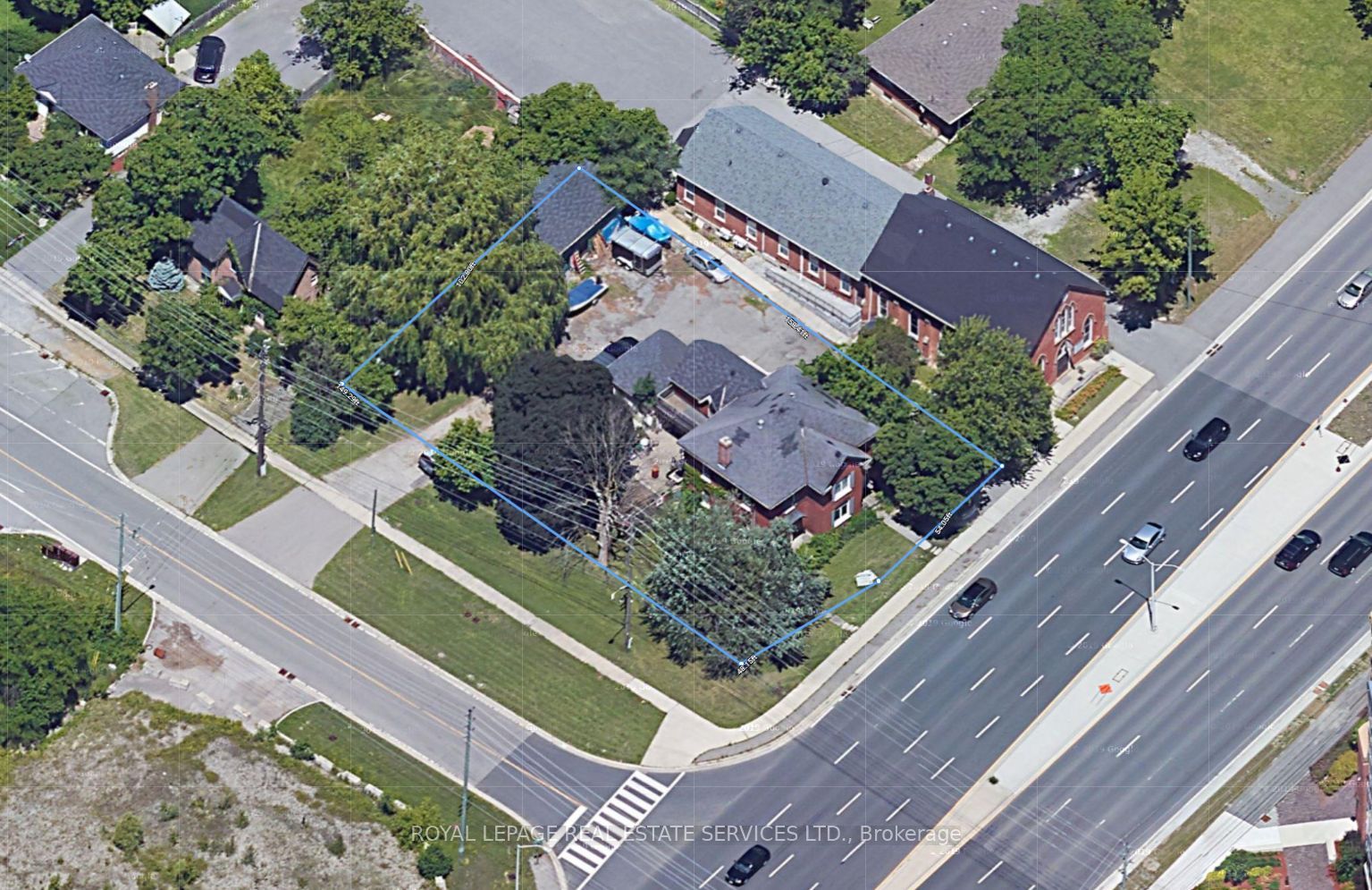 2527 Dundas Street W Property Photo 2