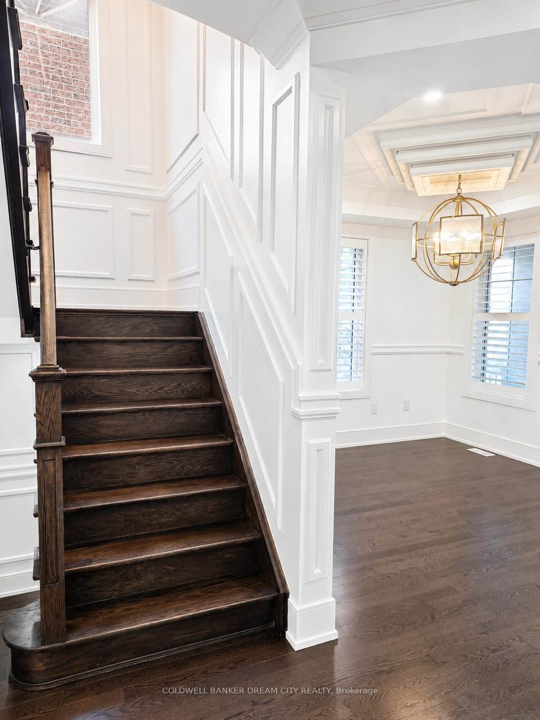 6 Pellegrino Road W Property Photo 3