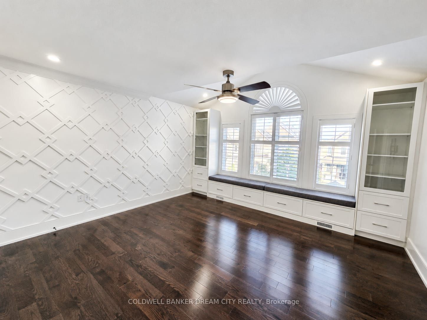 6 Pellegrino Road W Property Photo 16