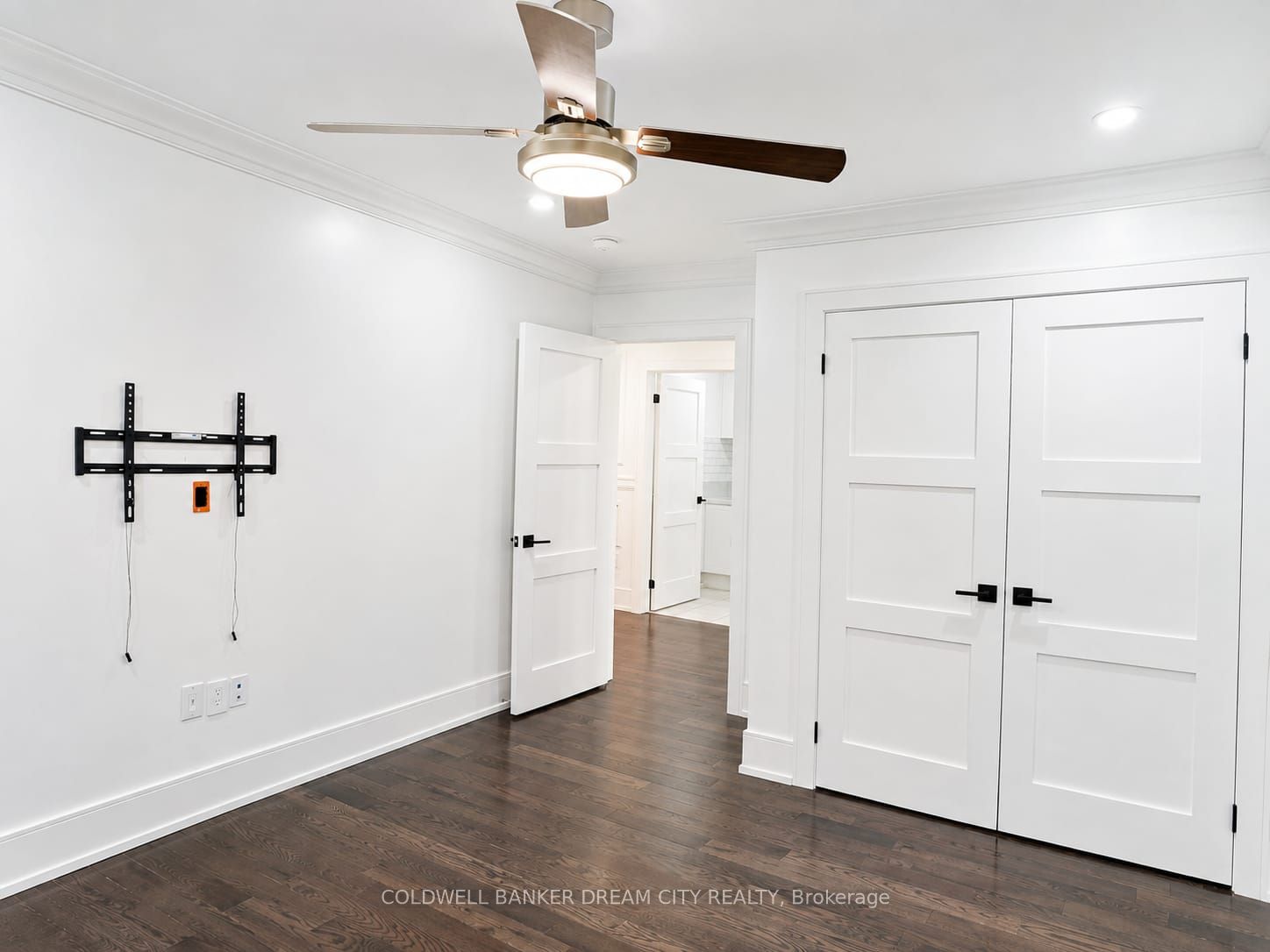 6 Pellegrino Road W Property Photo 24