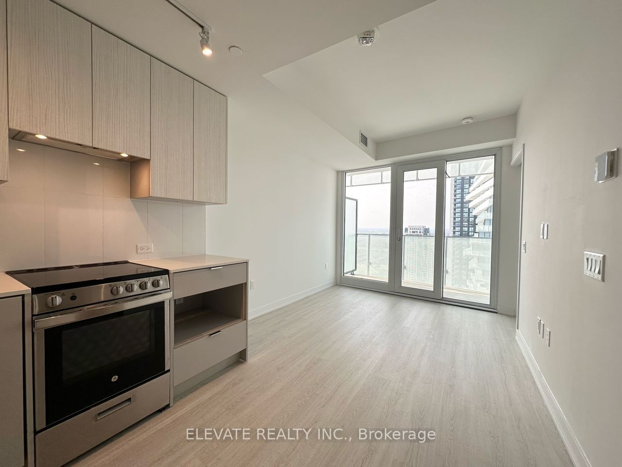 3883 Quartz Road 3502 Property Photo 1