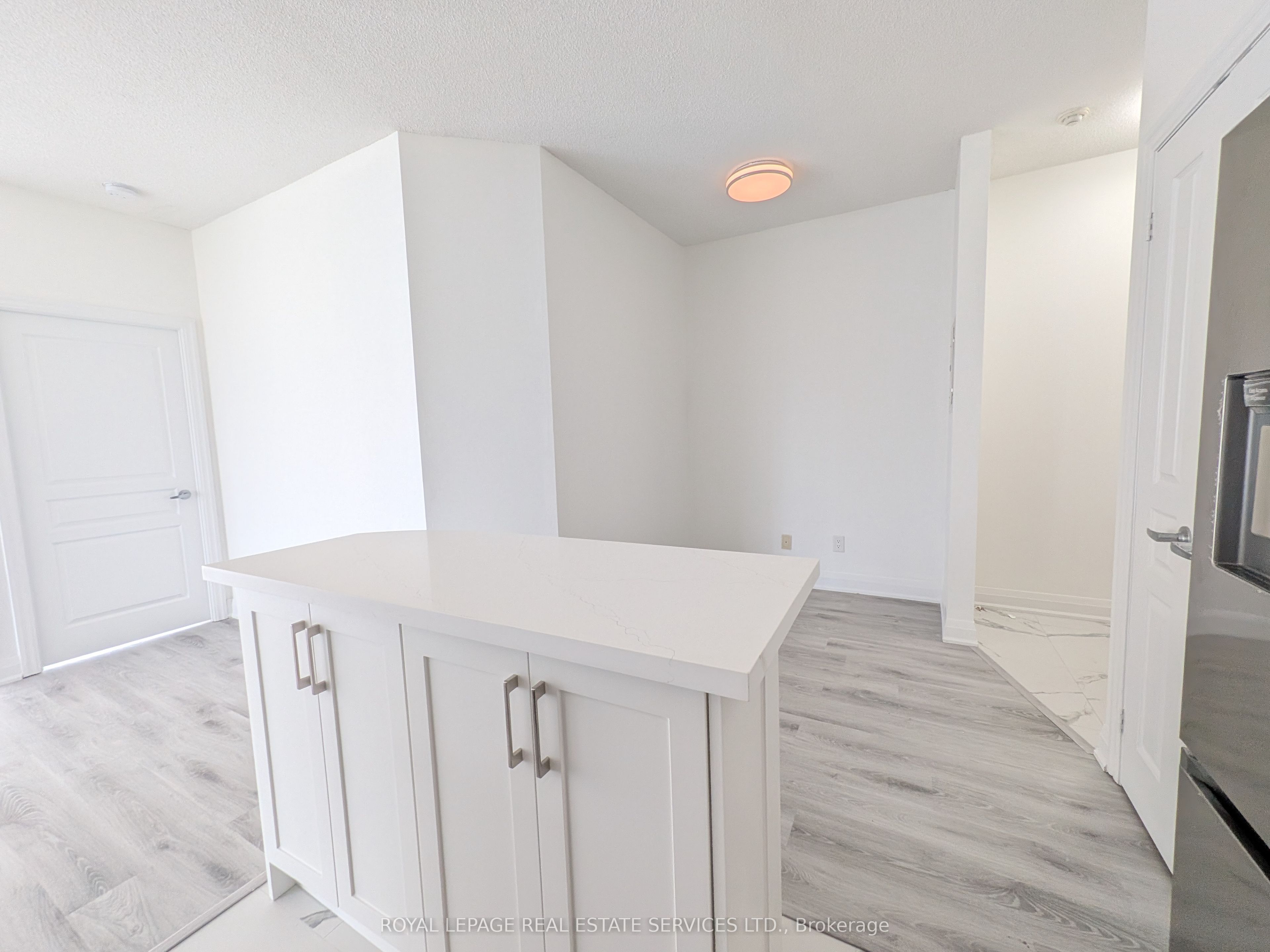 225 Webb Drive 1008 Property Photo 15