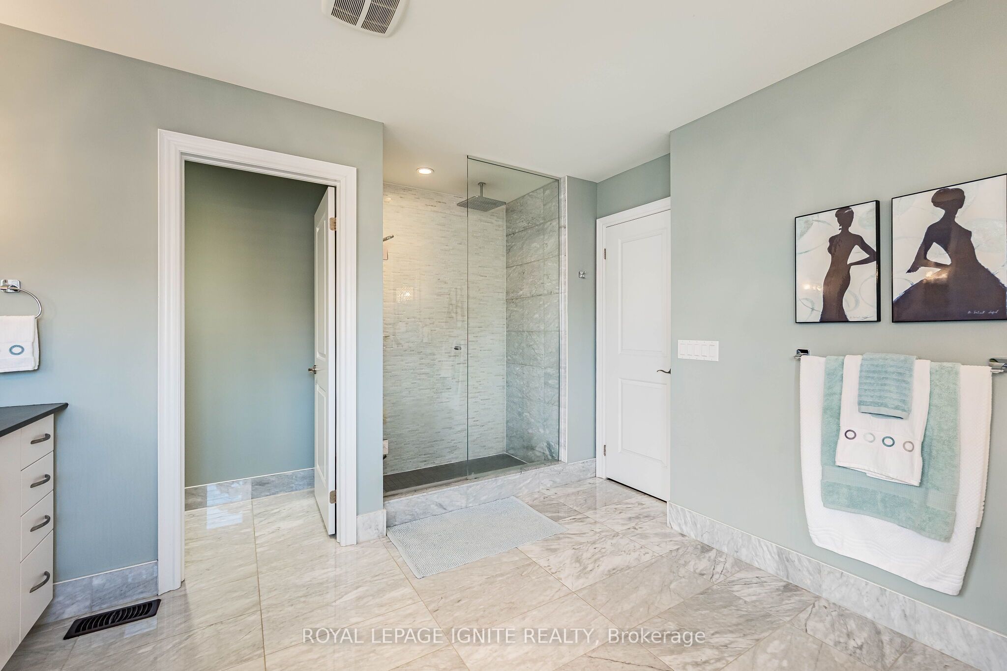 5 Stellar Avenue Property Photo 34