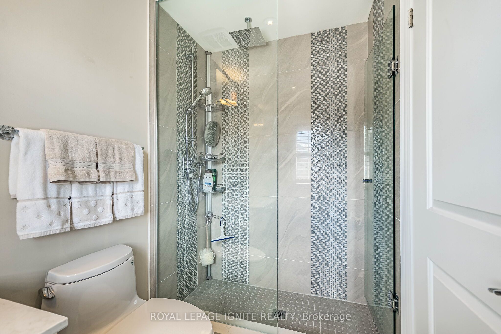 5 Stellar Avenue Property Photo 39