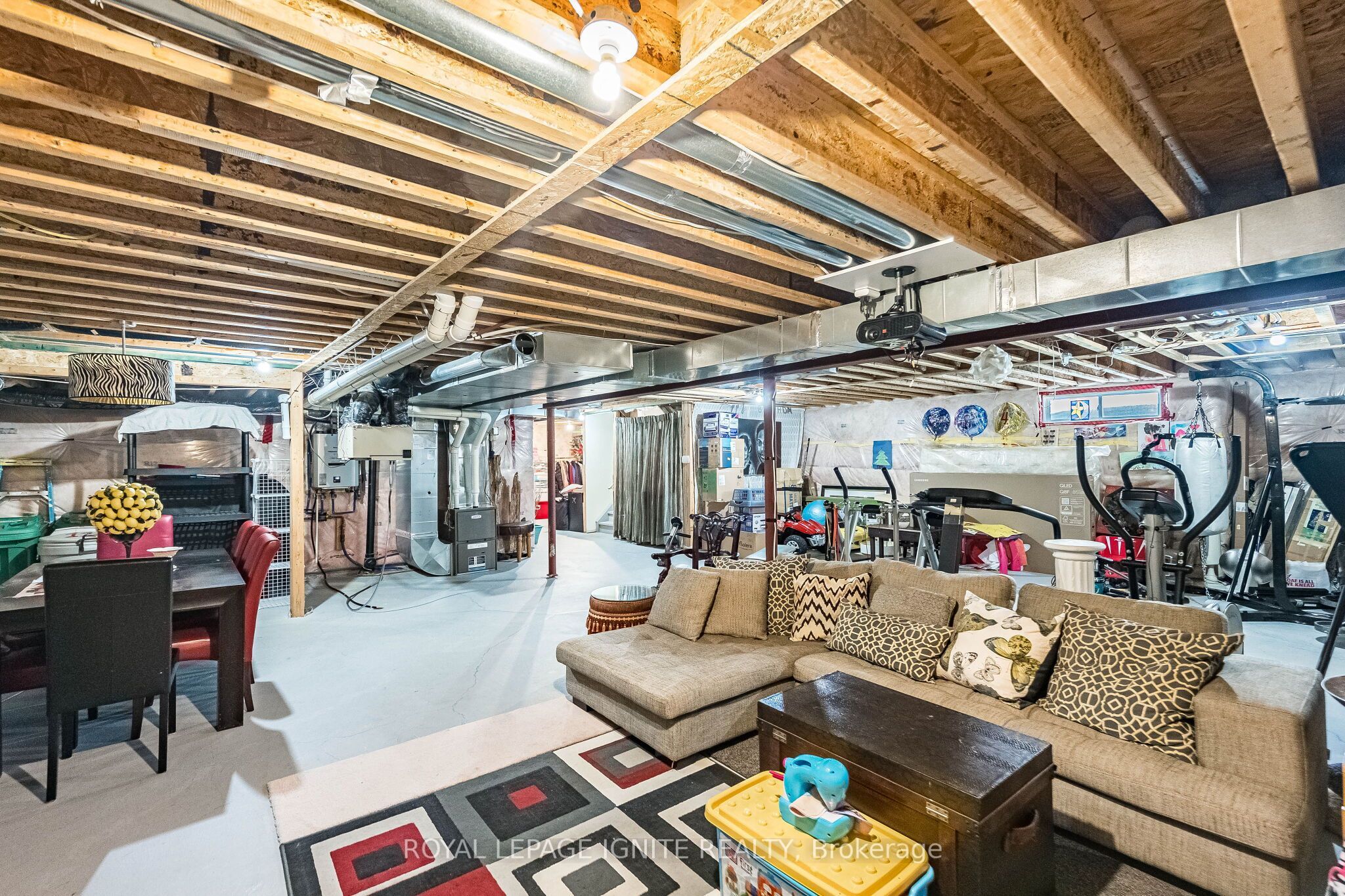 5 Stellar Avenue Property Photo 42