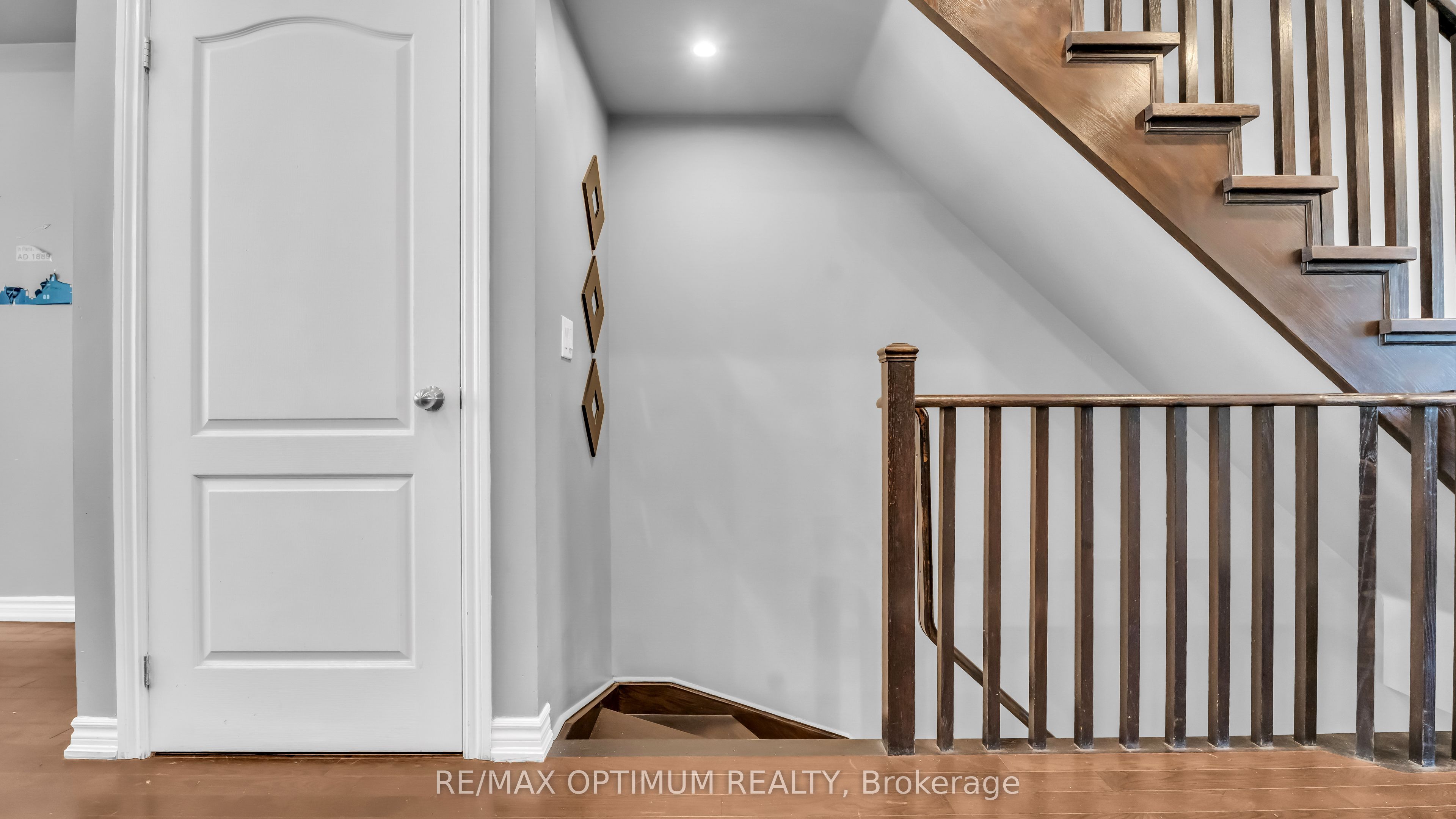 151 Cedar Lake Crescent Property Photo 12