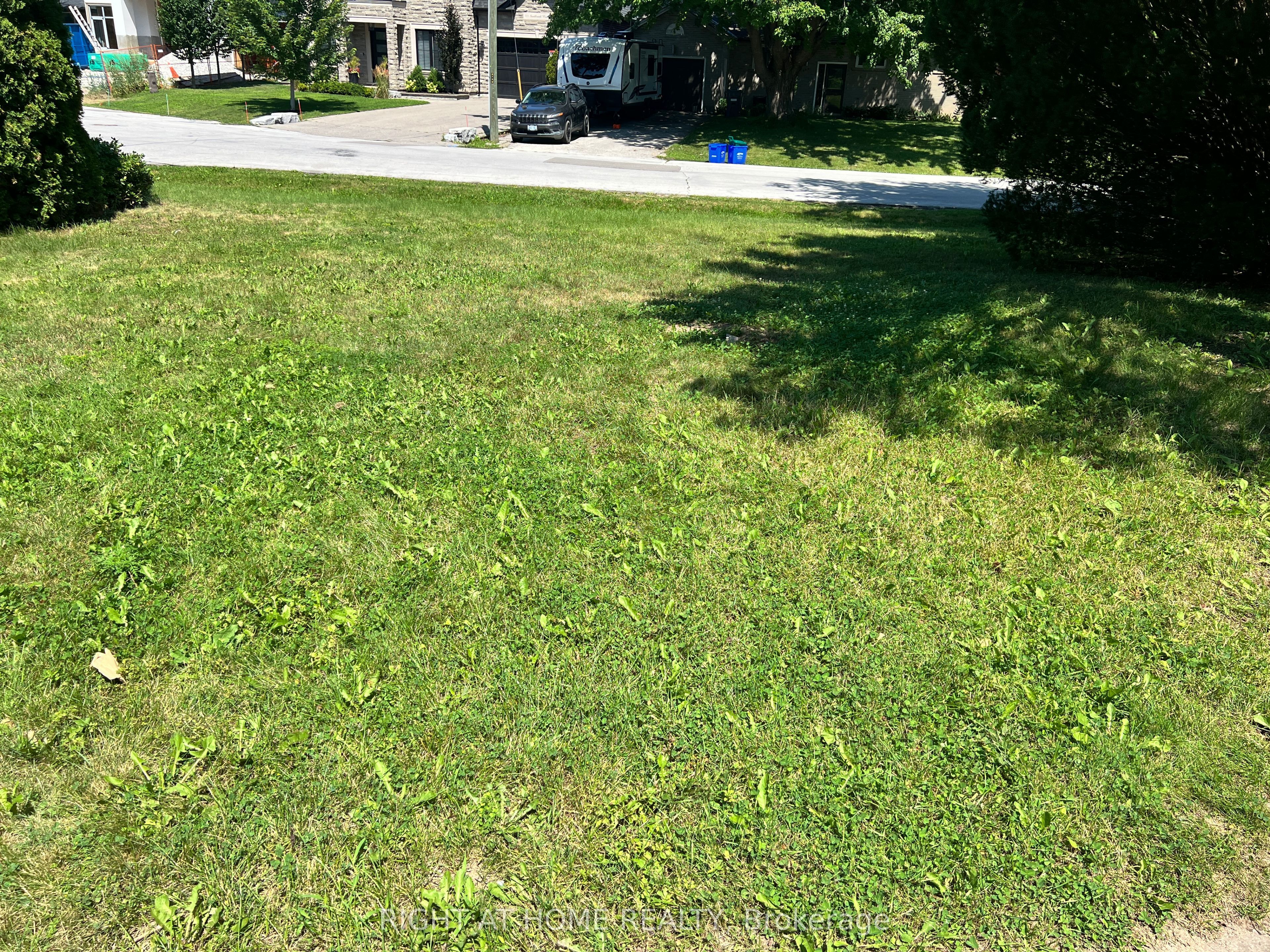 508 Stafford Drive Upper Property Photo 27
