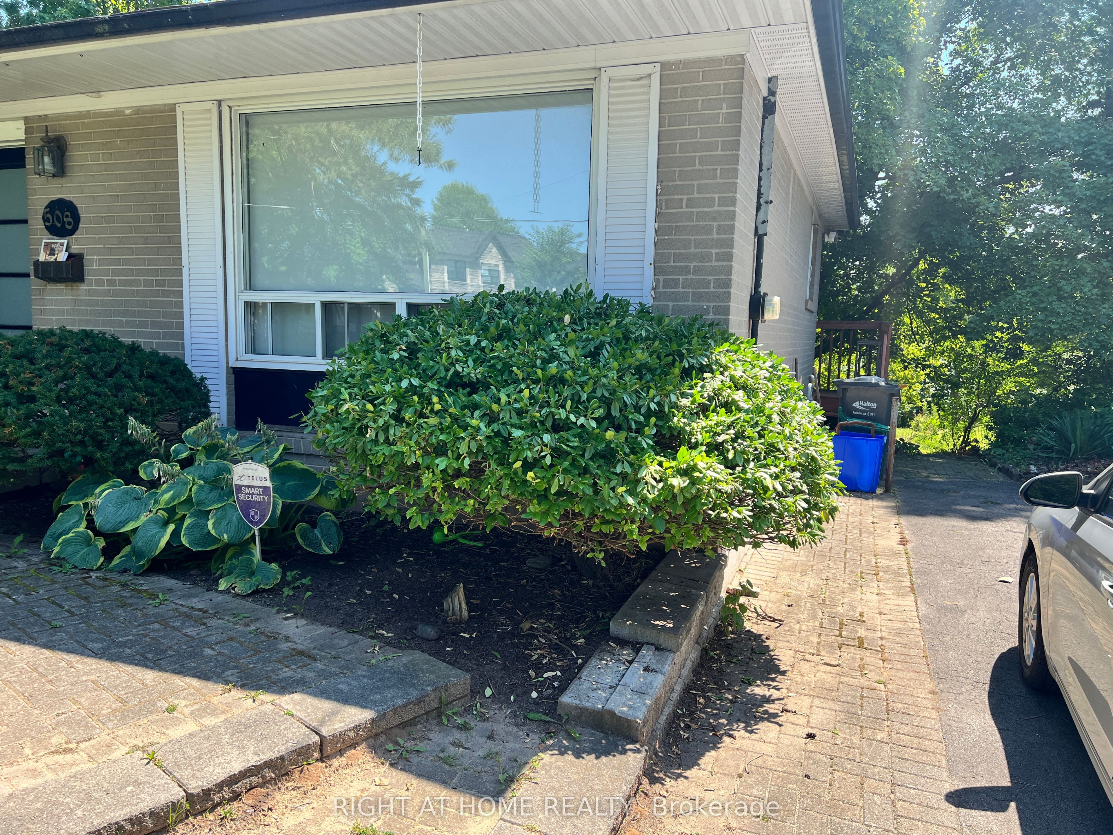 508 Stafford Drive Upper Property Photo 29