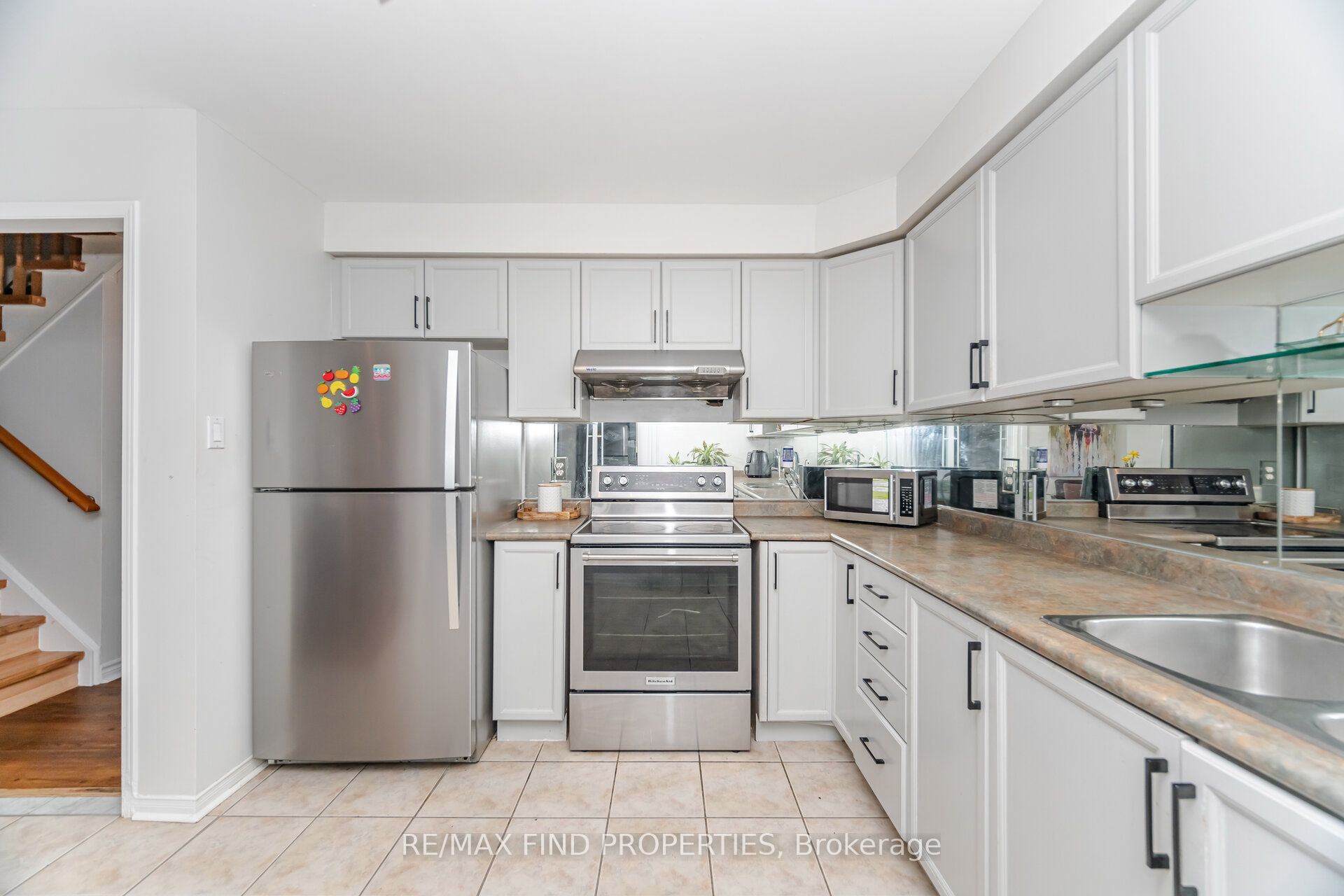 5903 Shelford Terrace Property Photo 19