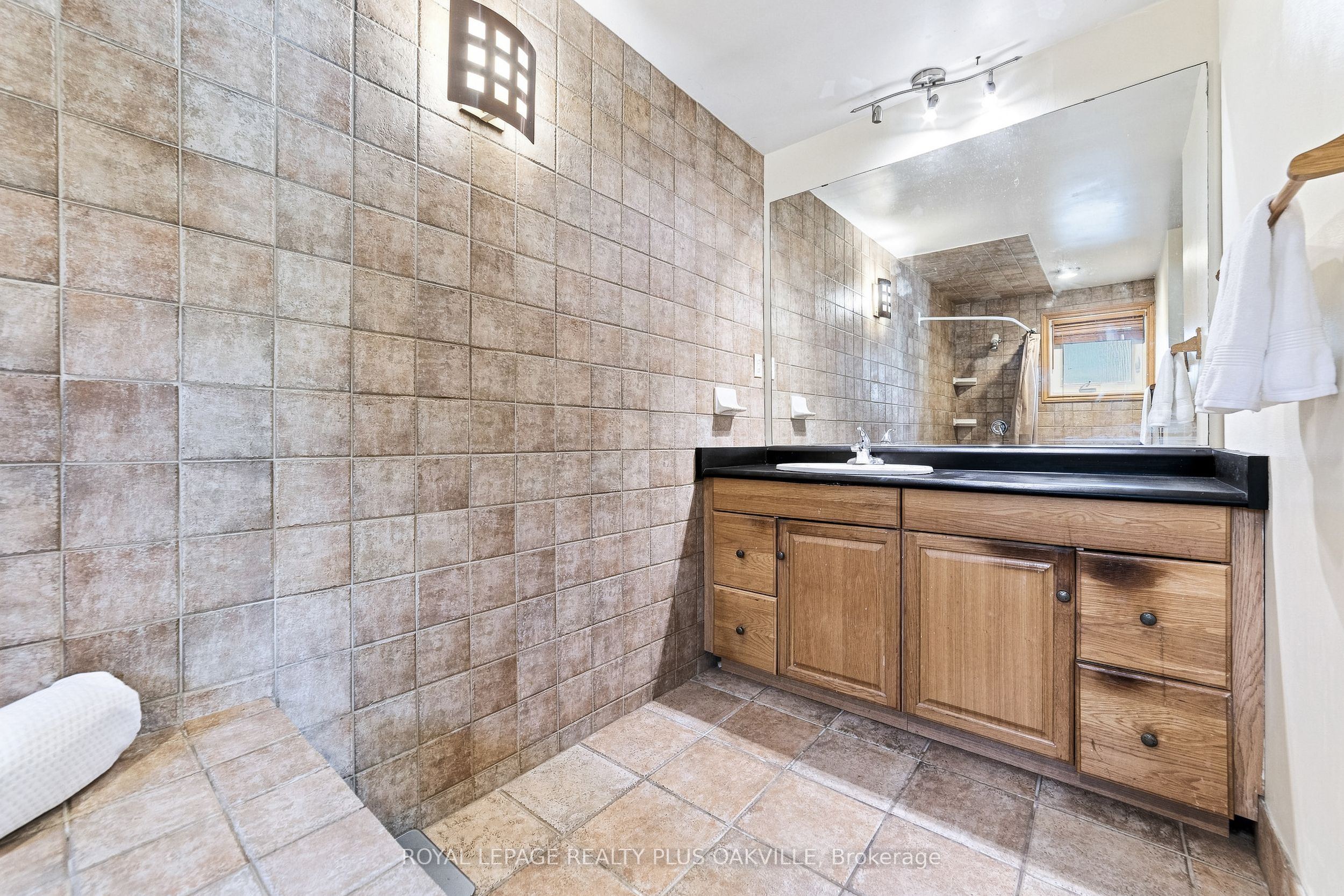 244 Willowridge Court Property Photo 22
