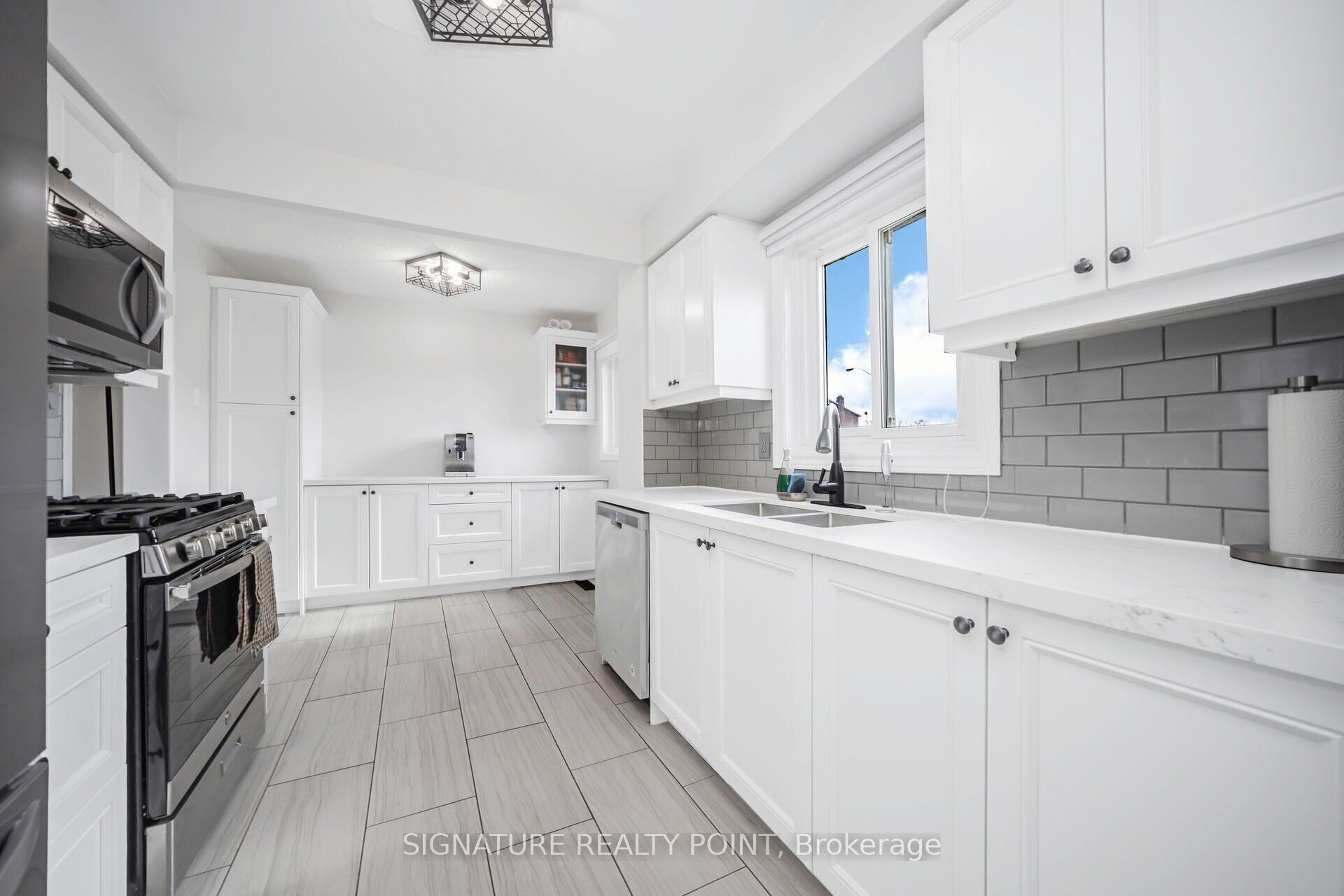 222 Simmons Boulevard Property Photo 14