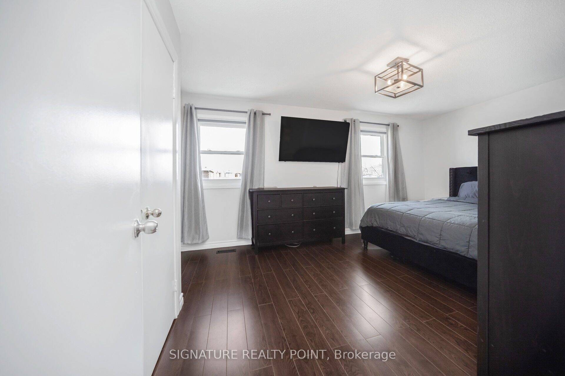 222 Simmons Boulevard Property Photo 25