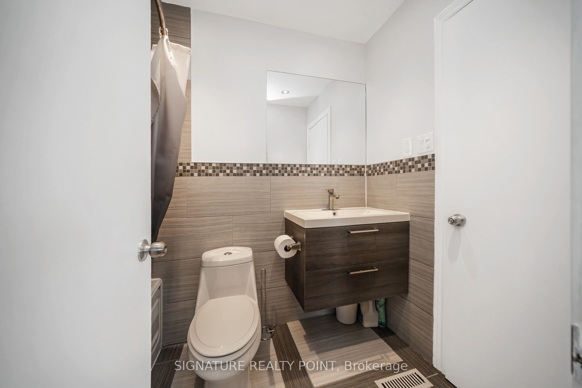 222 Simmons Boulevard Property Photo 29