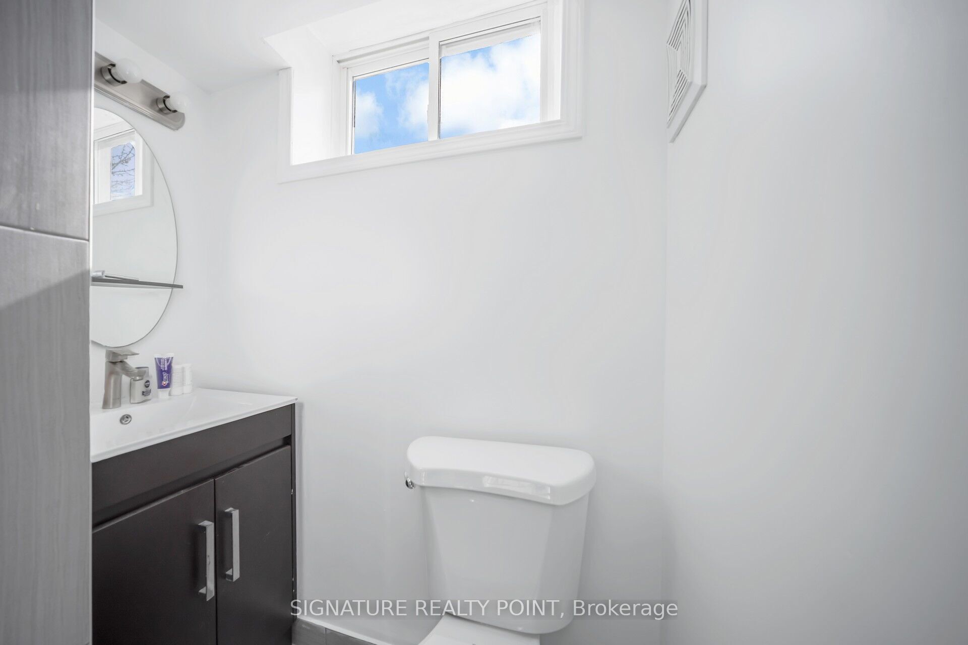 222 Simmons Boulevard Property Photo 46