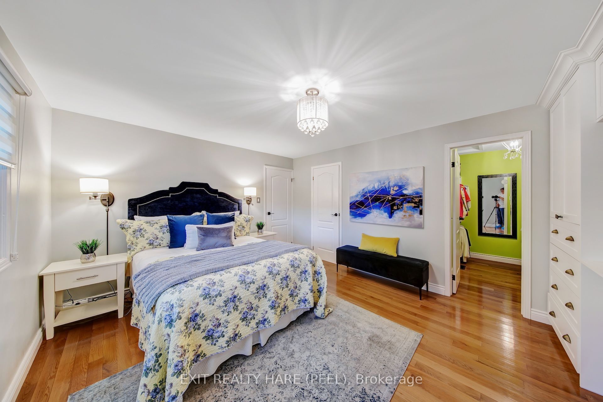 48 Nanport Street Property Photo 27