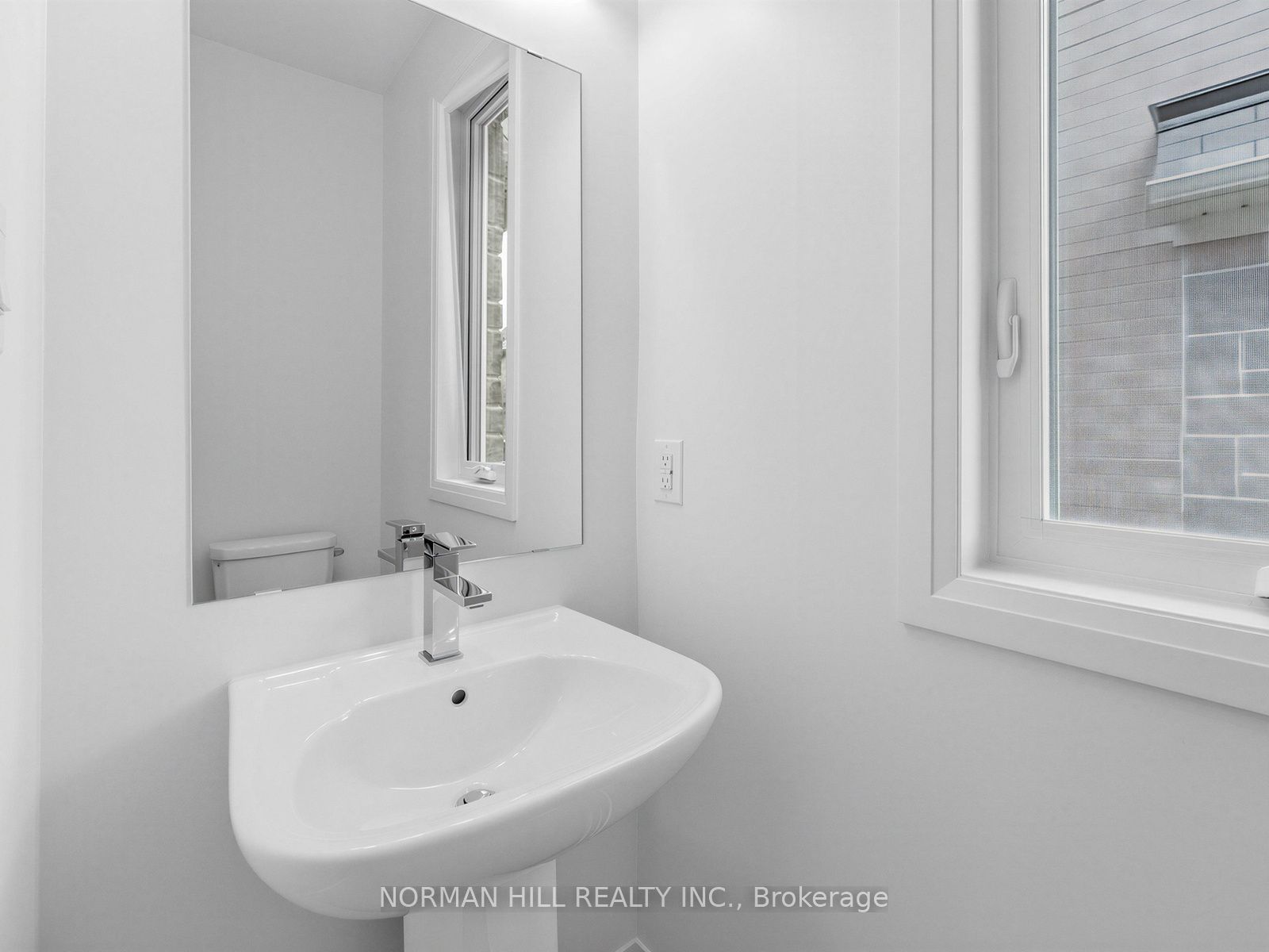 19 Lilestone Drive Property Photo 16