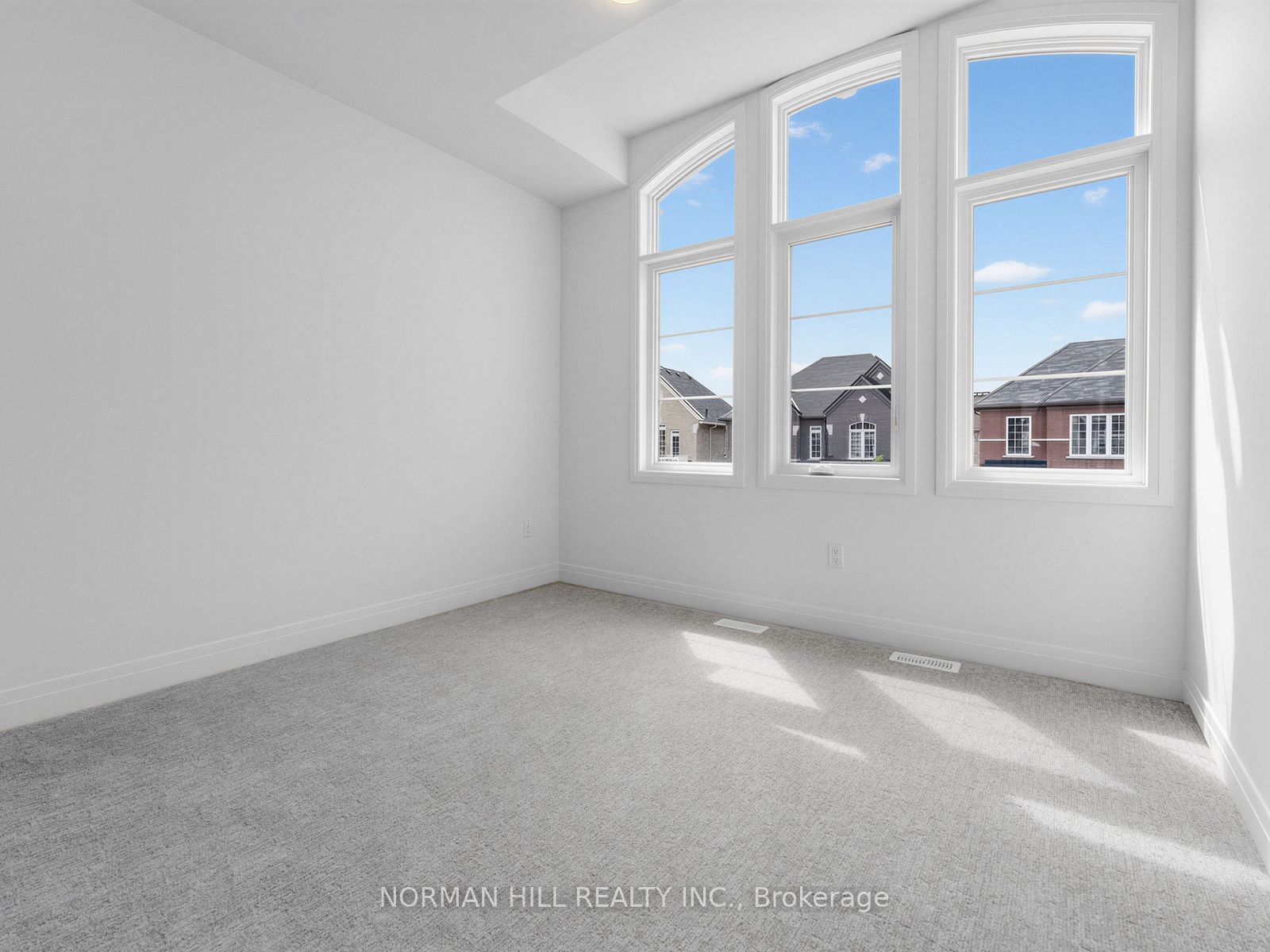 19 Lilestone Drive Property Photo 23