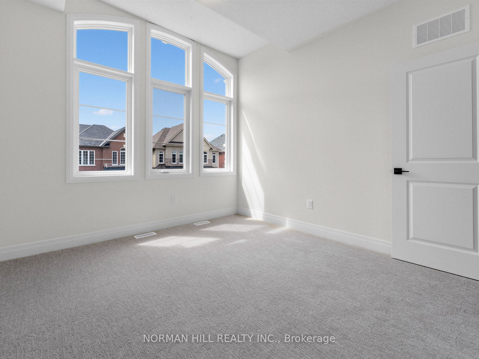 19 Lilestone Drive Property Photo 24