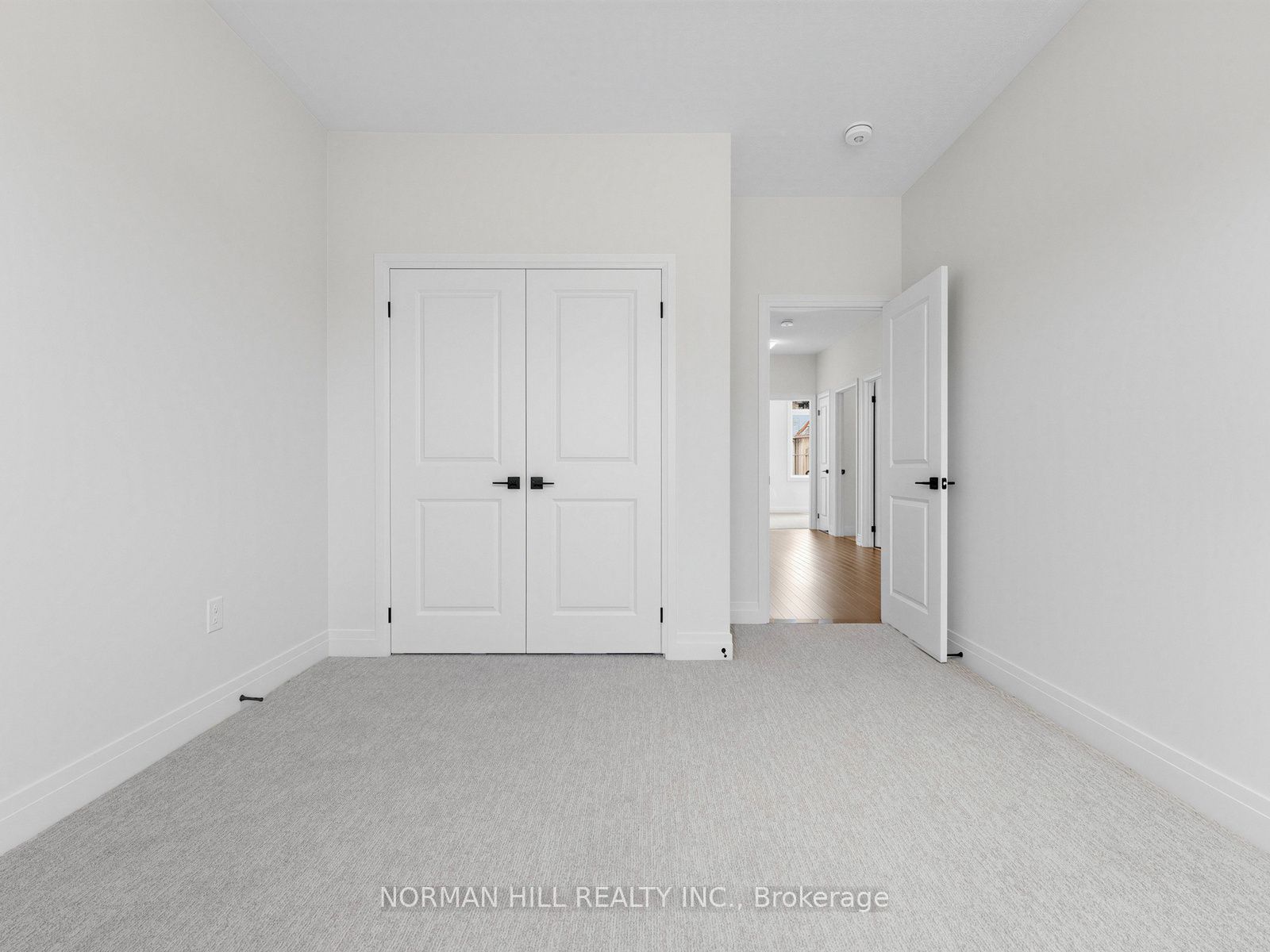 19 Lilestone Drive Property Photo 27