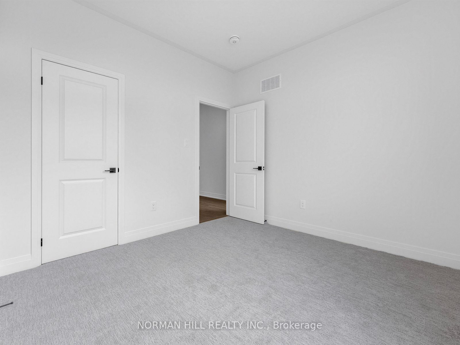 19 Lilestone Drive Property Photo 29