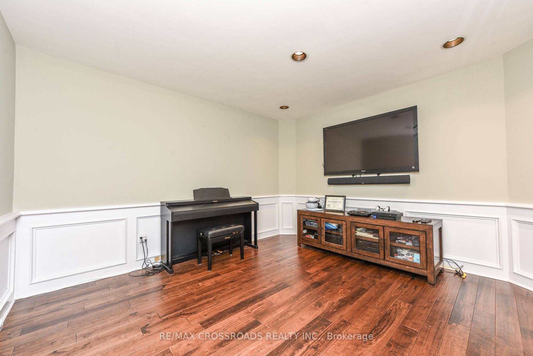 1171 Fairmeadow Trail Property Photo 5