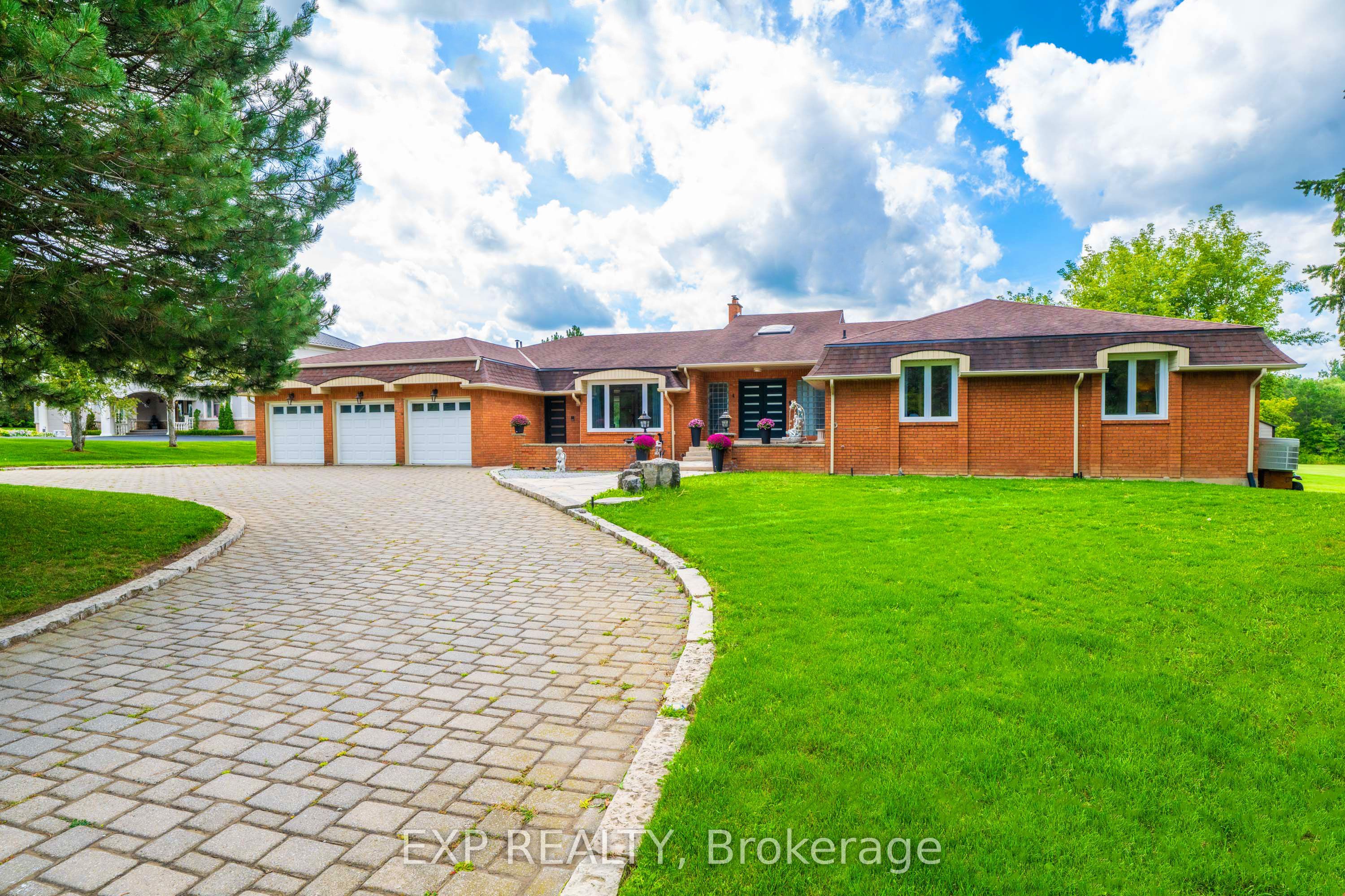 4 Ingleview Drive Property Photo 1