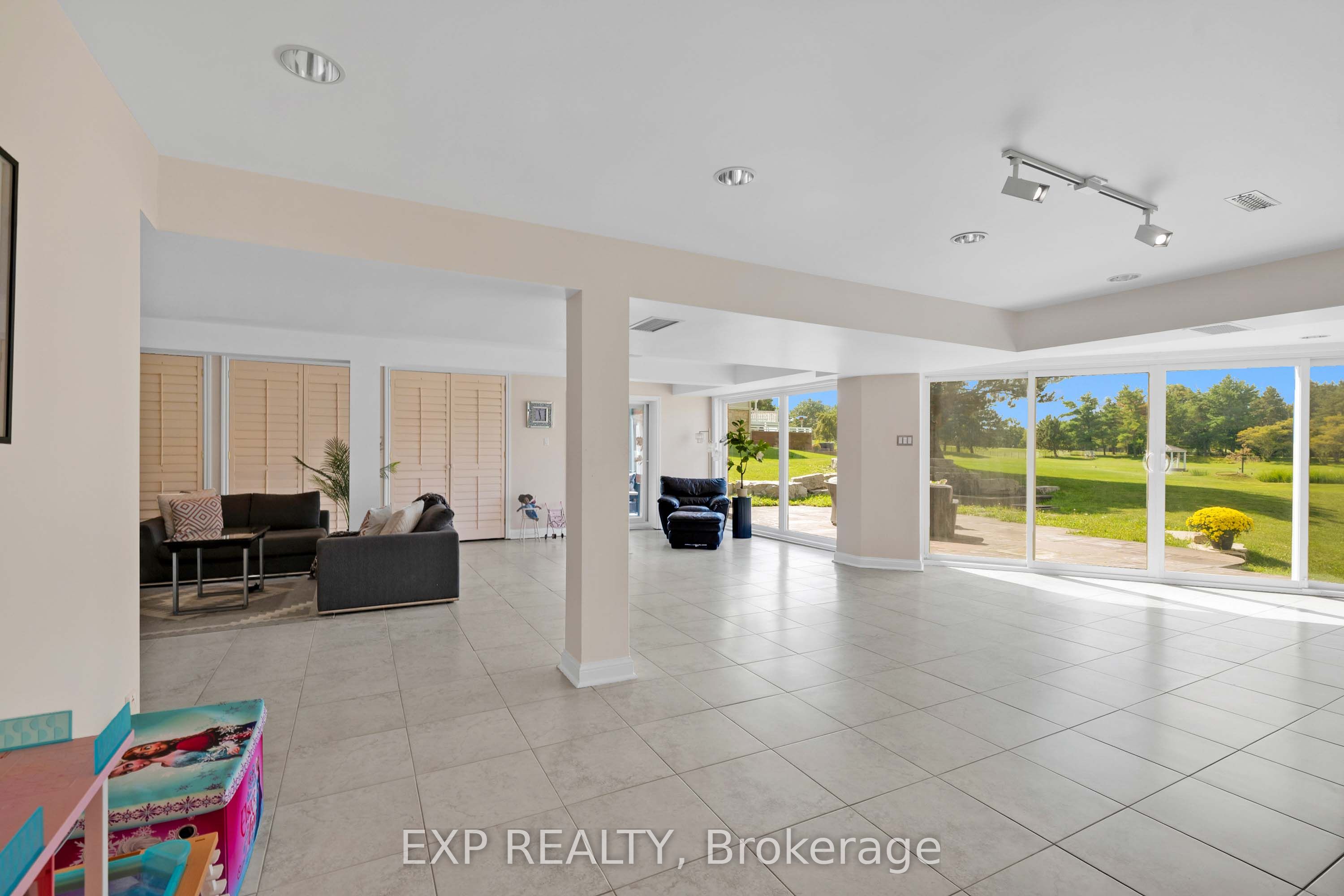 4 Ingleview Drive Property Photo 30