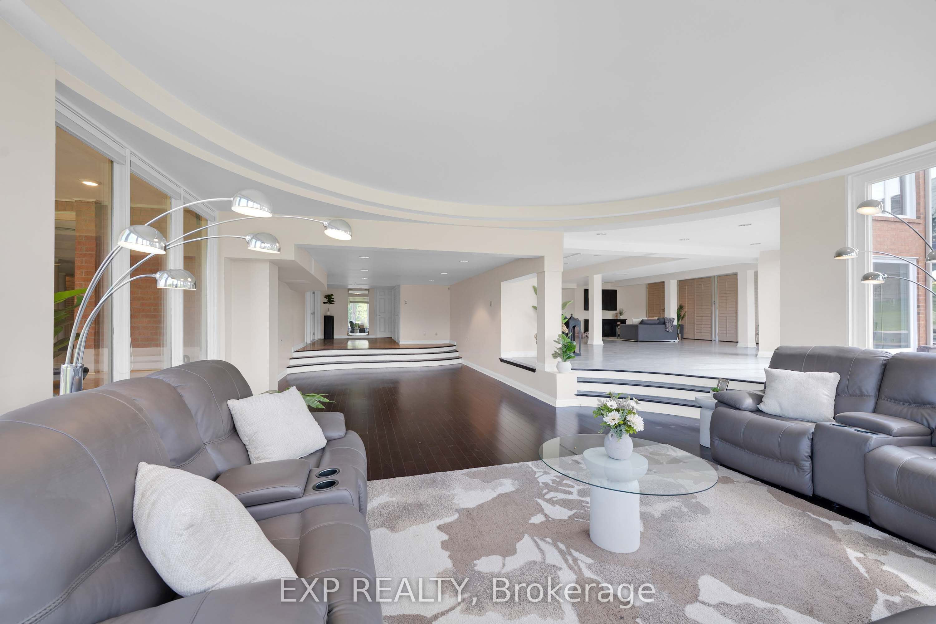 4 Ingleview Drive Property Photo 36
