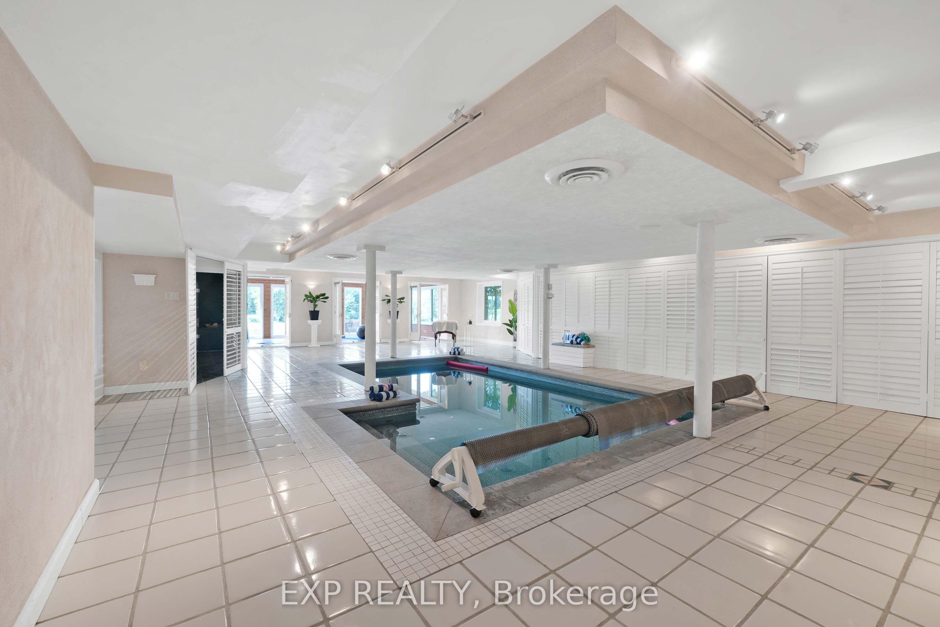 4 Ingleview Drive Property Photo 38