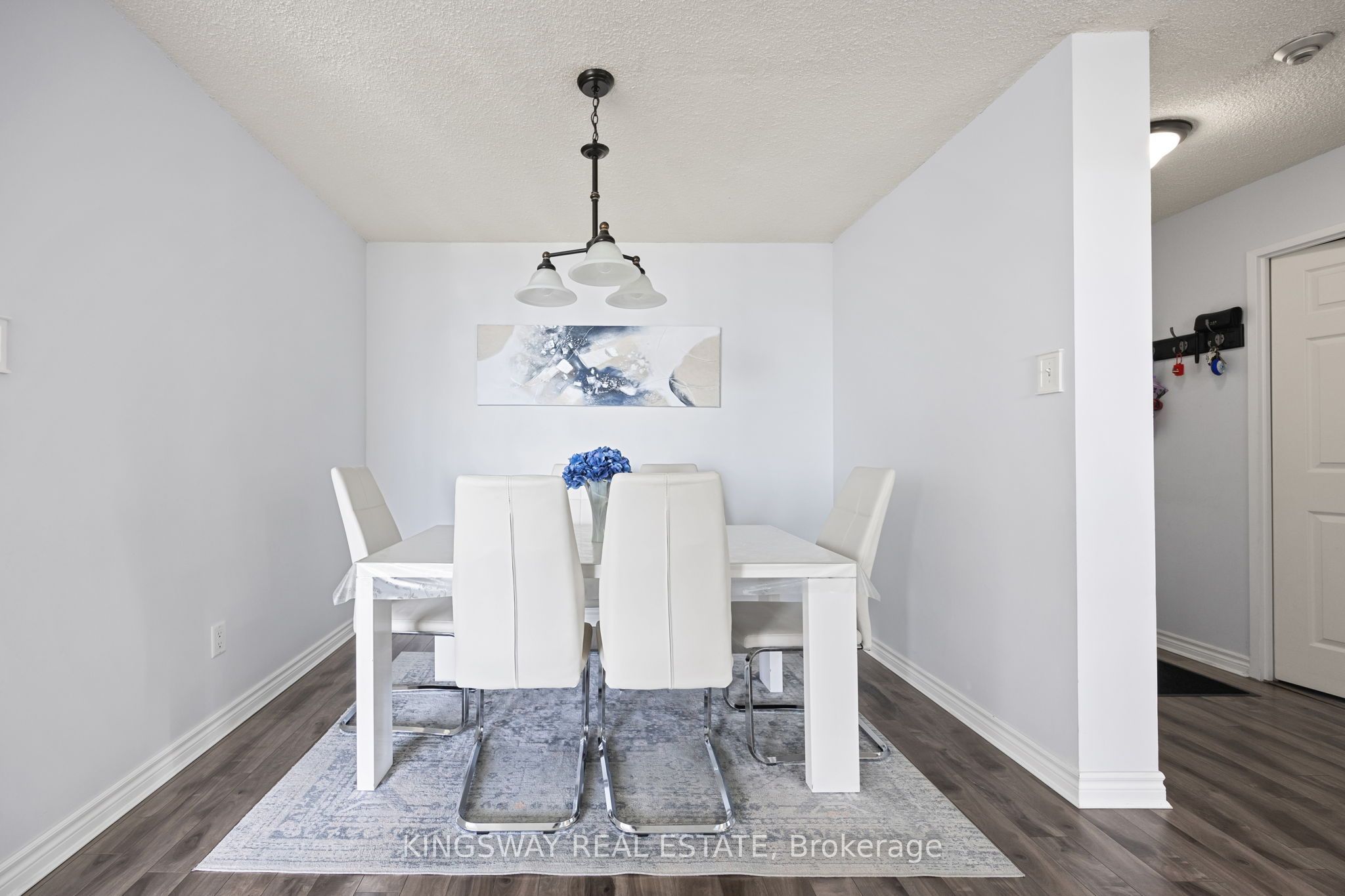 12 Laurelcrest Street 507 Property Photo 5