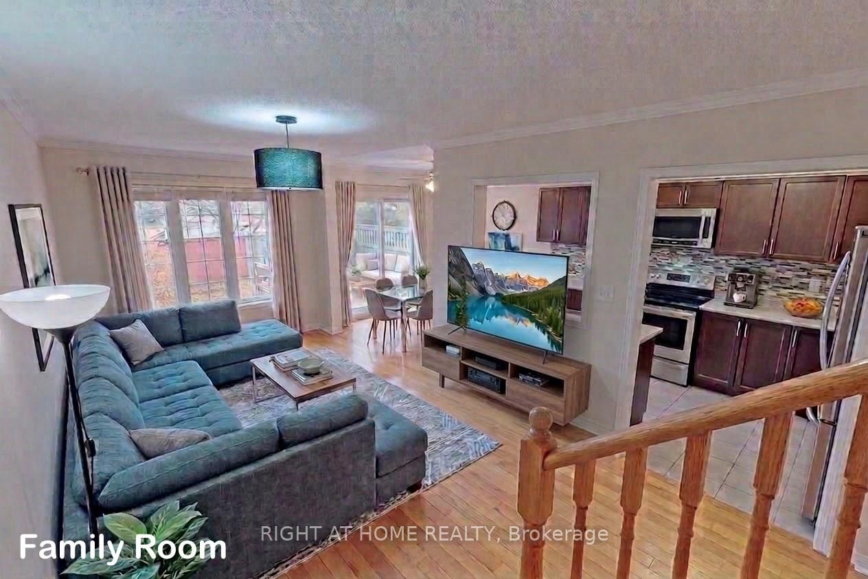 2665 Thomas Street 34 Property Photo 6